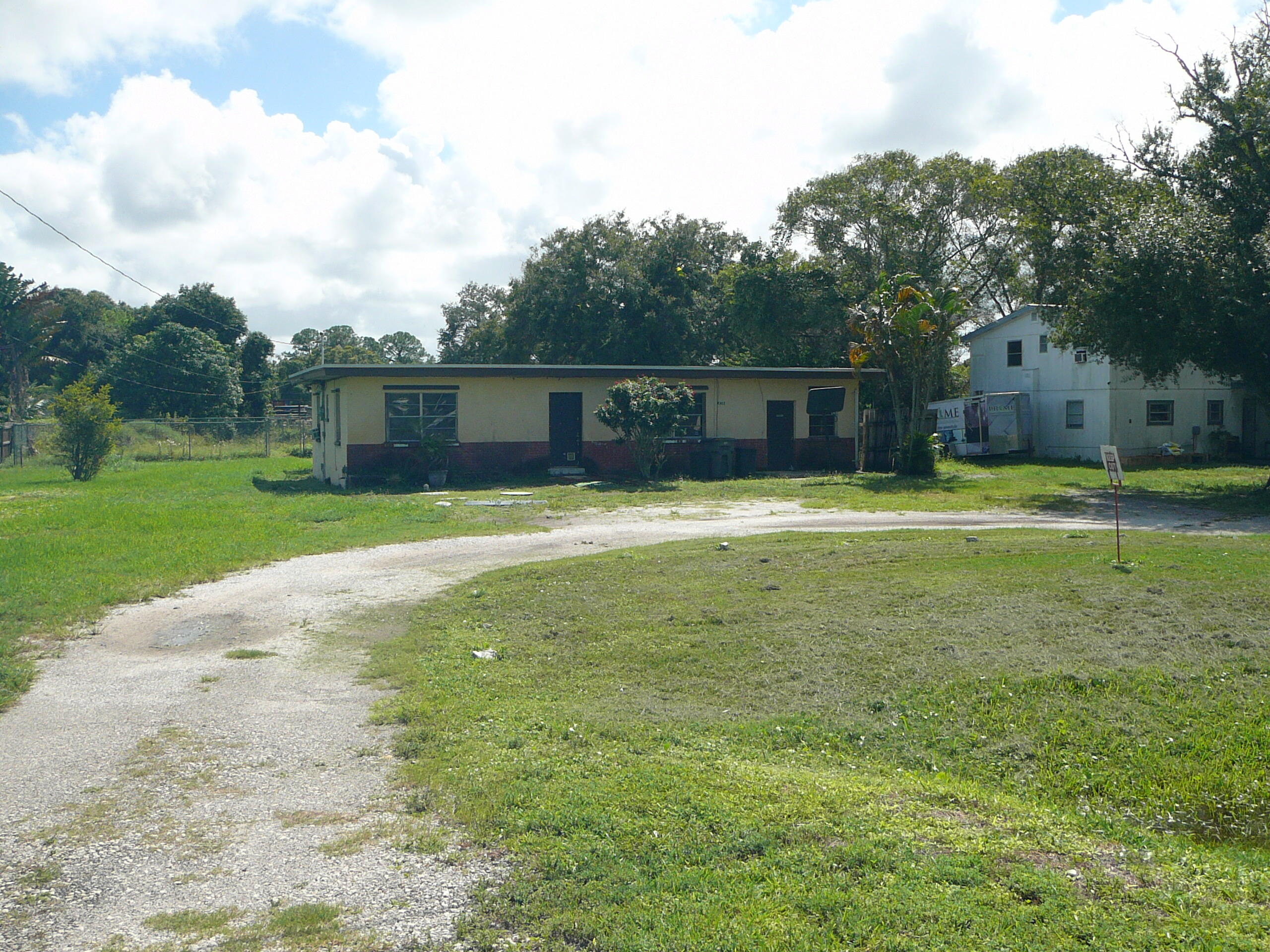 4305 Metzger Road Property Photo 1