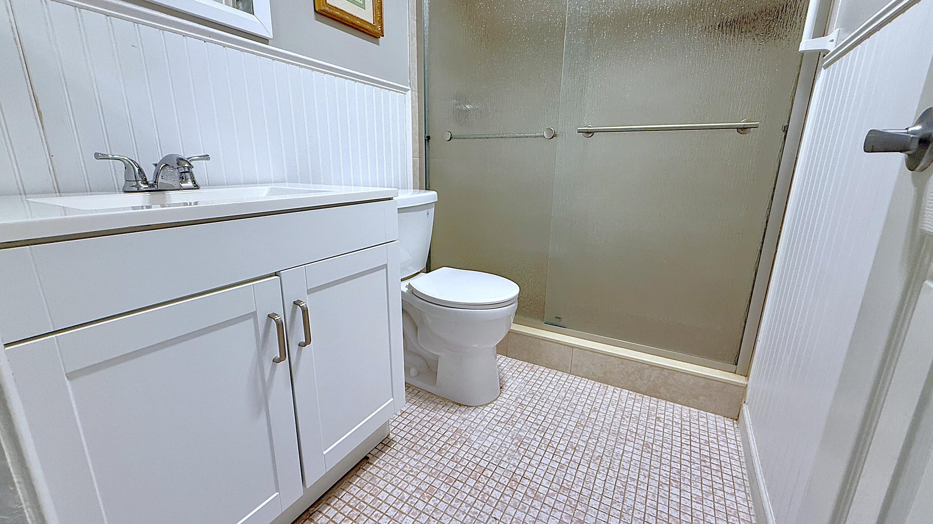 294 Farnham M 294 Property Photo 13