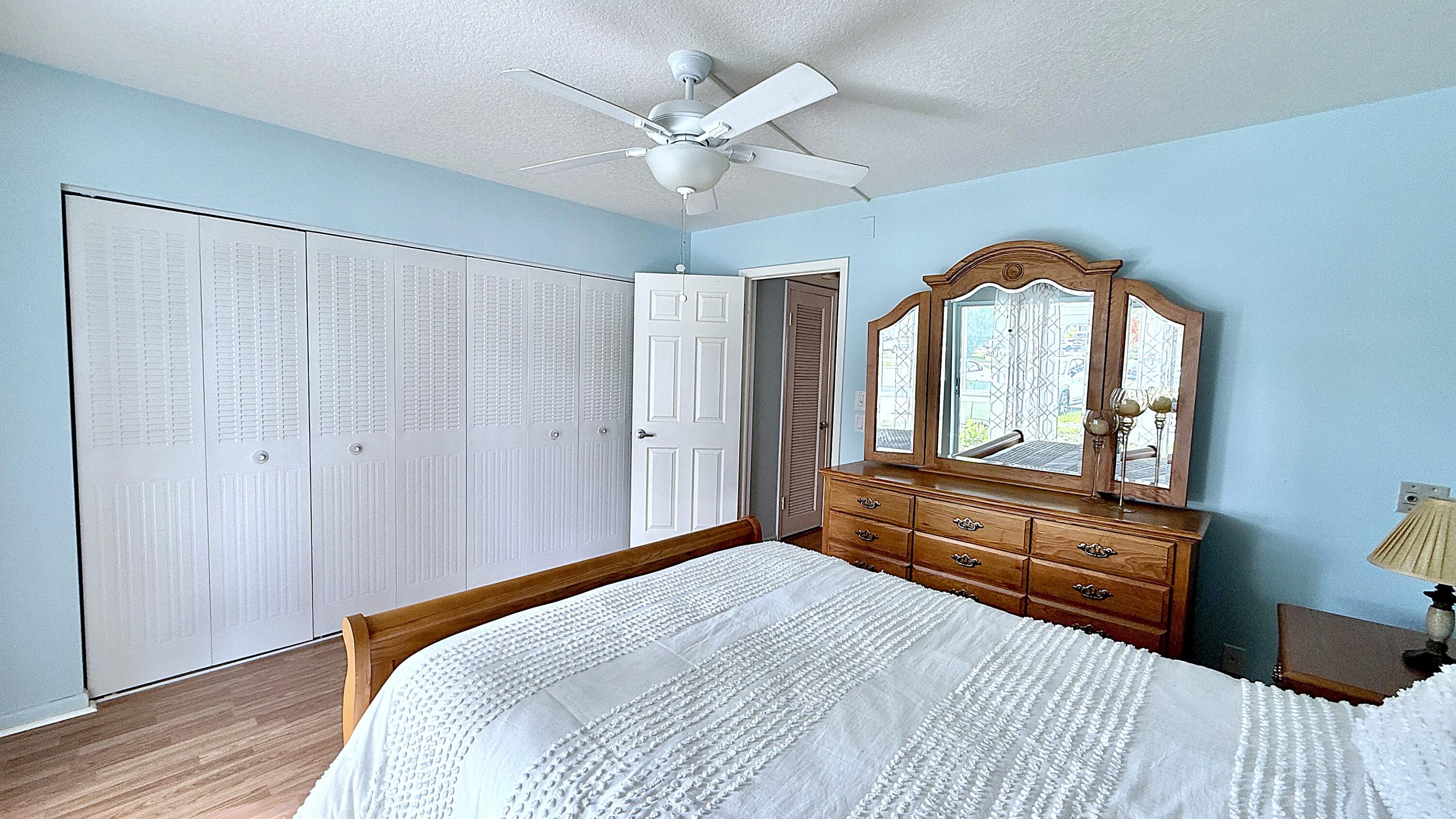 294 Farnham M 294 Property Photo 19