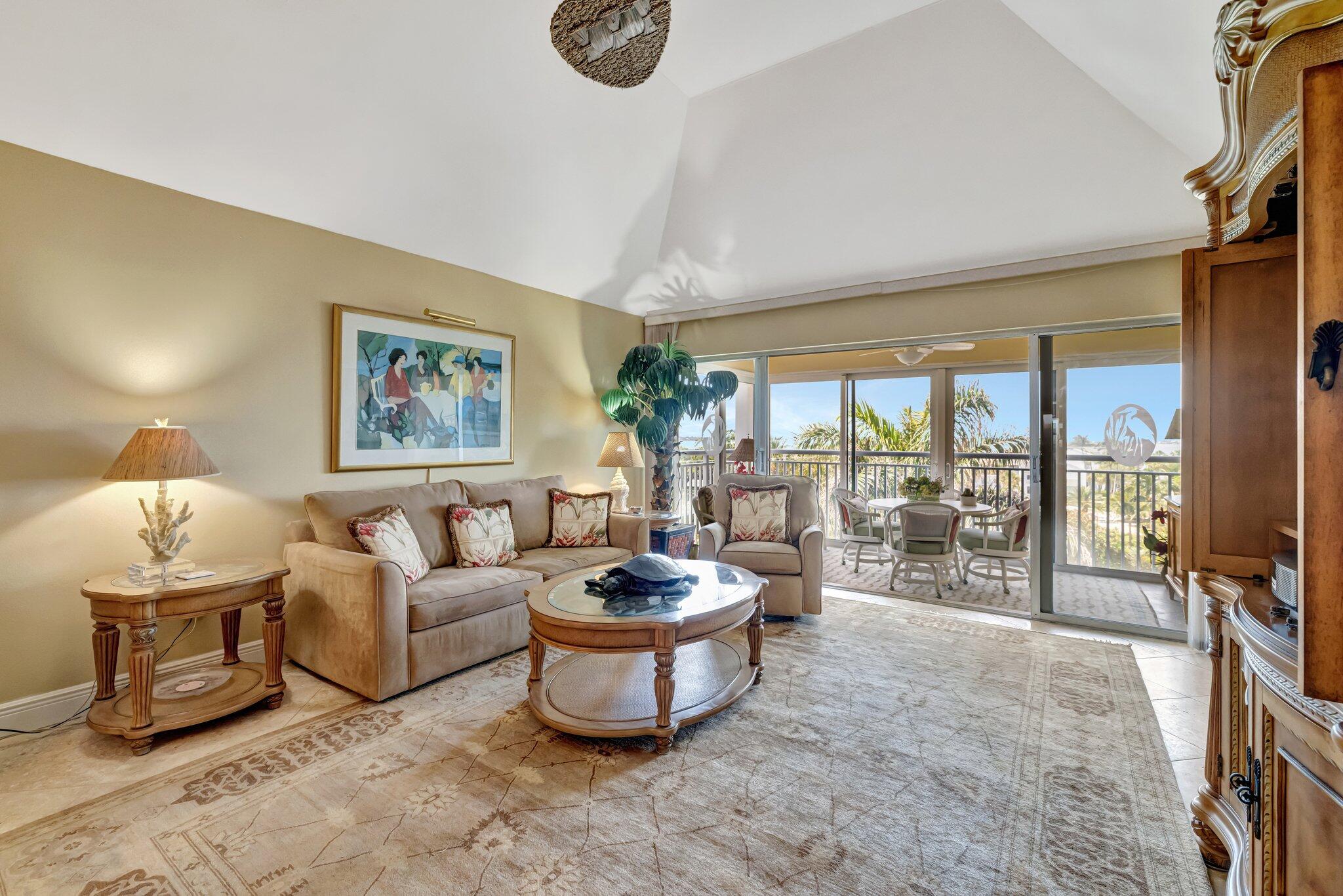 1555 Ne Ocean Boulevard 402 Property Photo 6