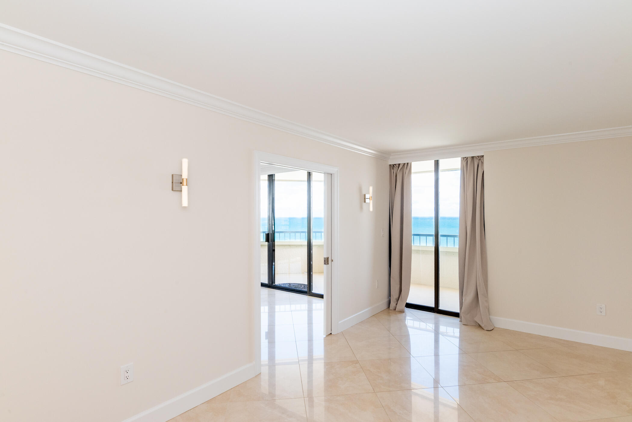 5070 N Ocean Drive 10a Property Photo 21