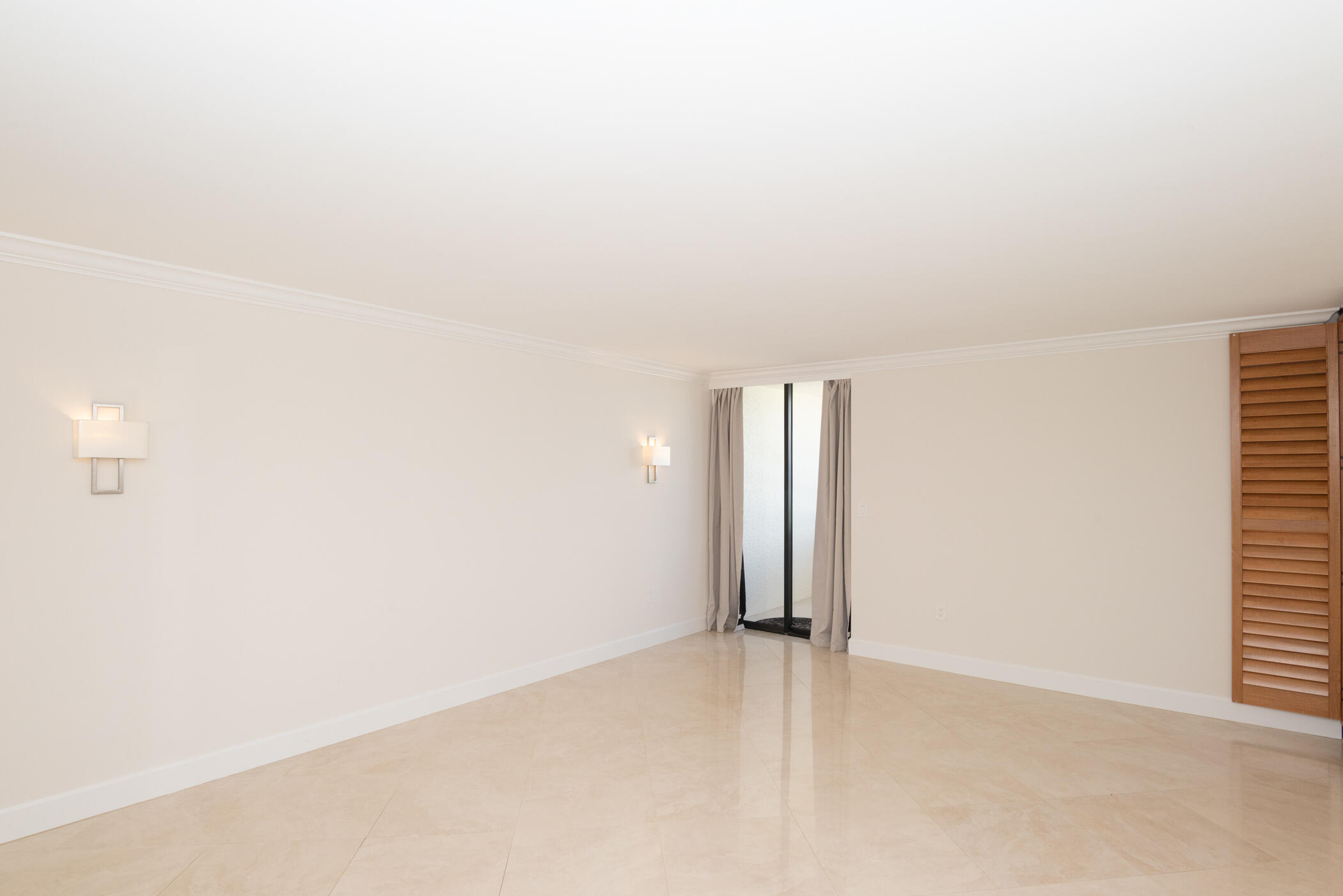 5070 N Ocean Drive 10a Property Photo 22