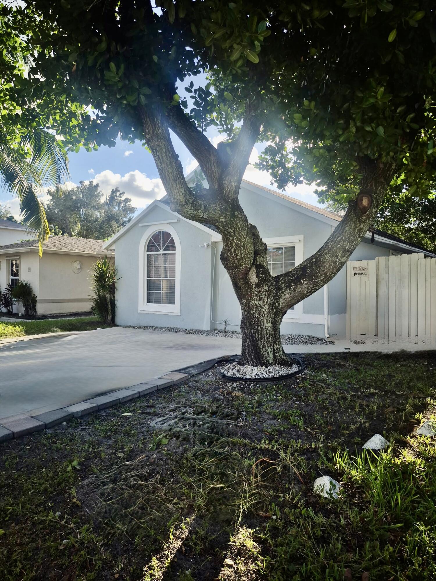33 Plumage Lane Property Photo 2