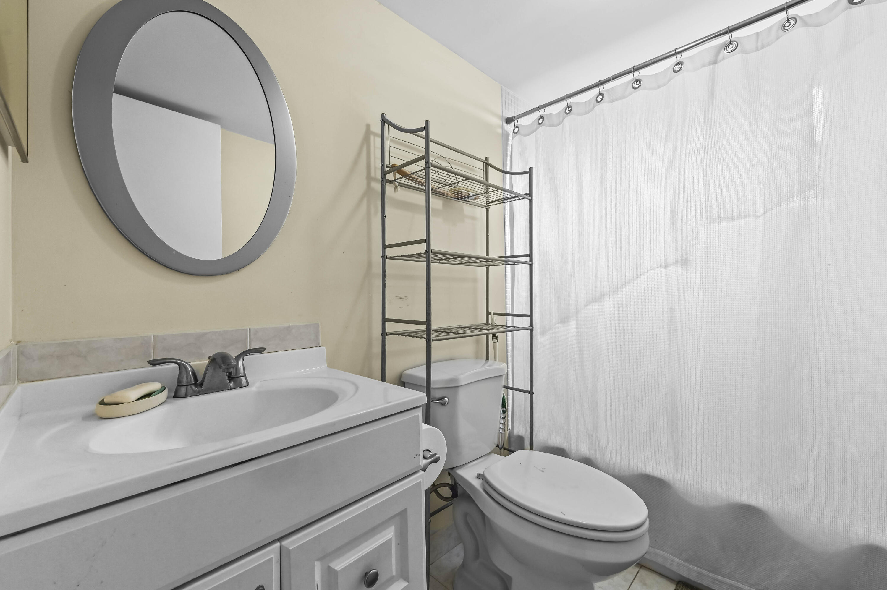 213 Brittany E Property Photo 15
