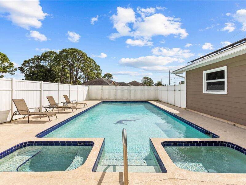 1297 Se Floresta Drive Property Photo 29