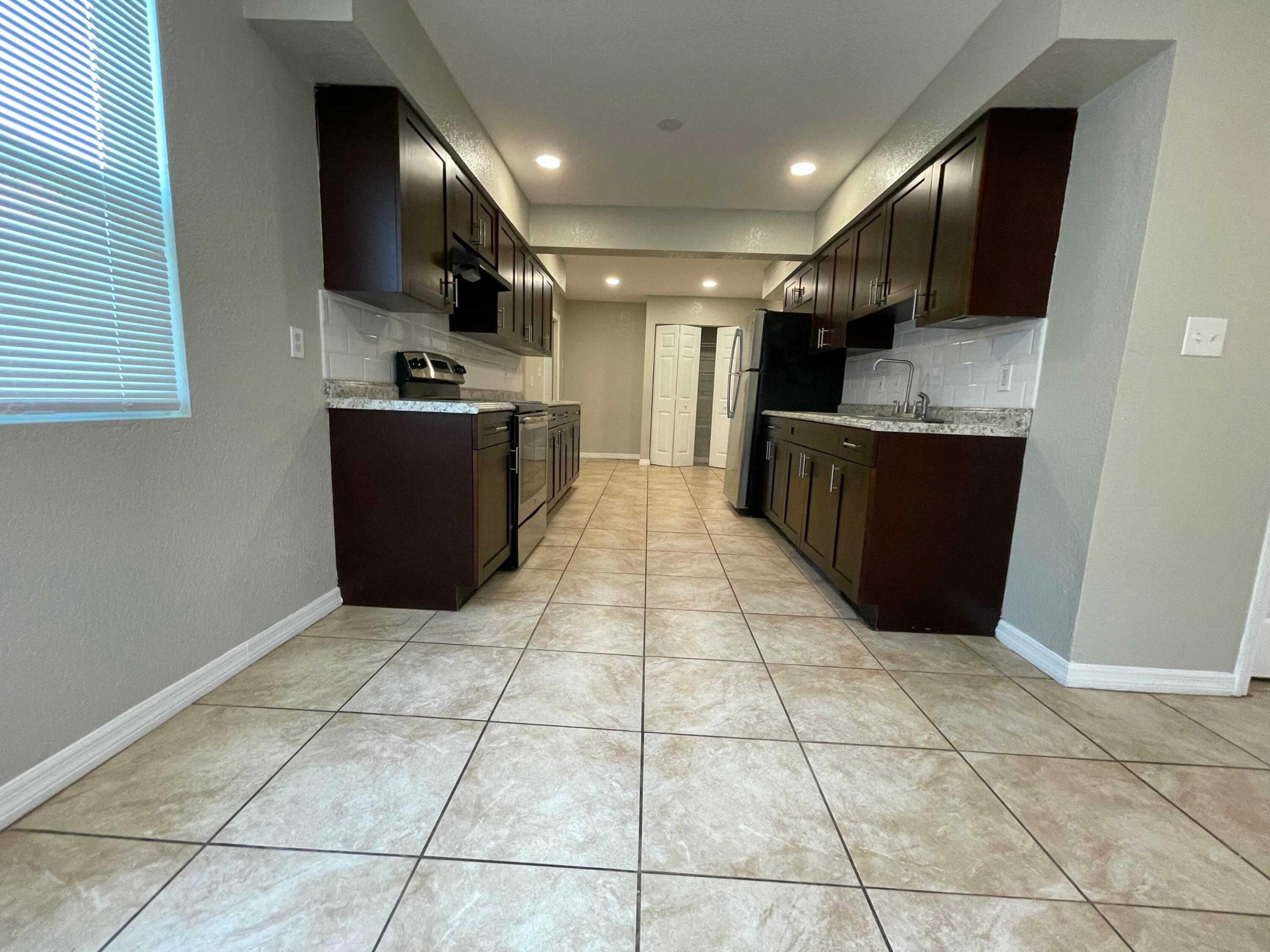 2886 Harson Way Property Photo 4