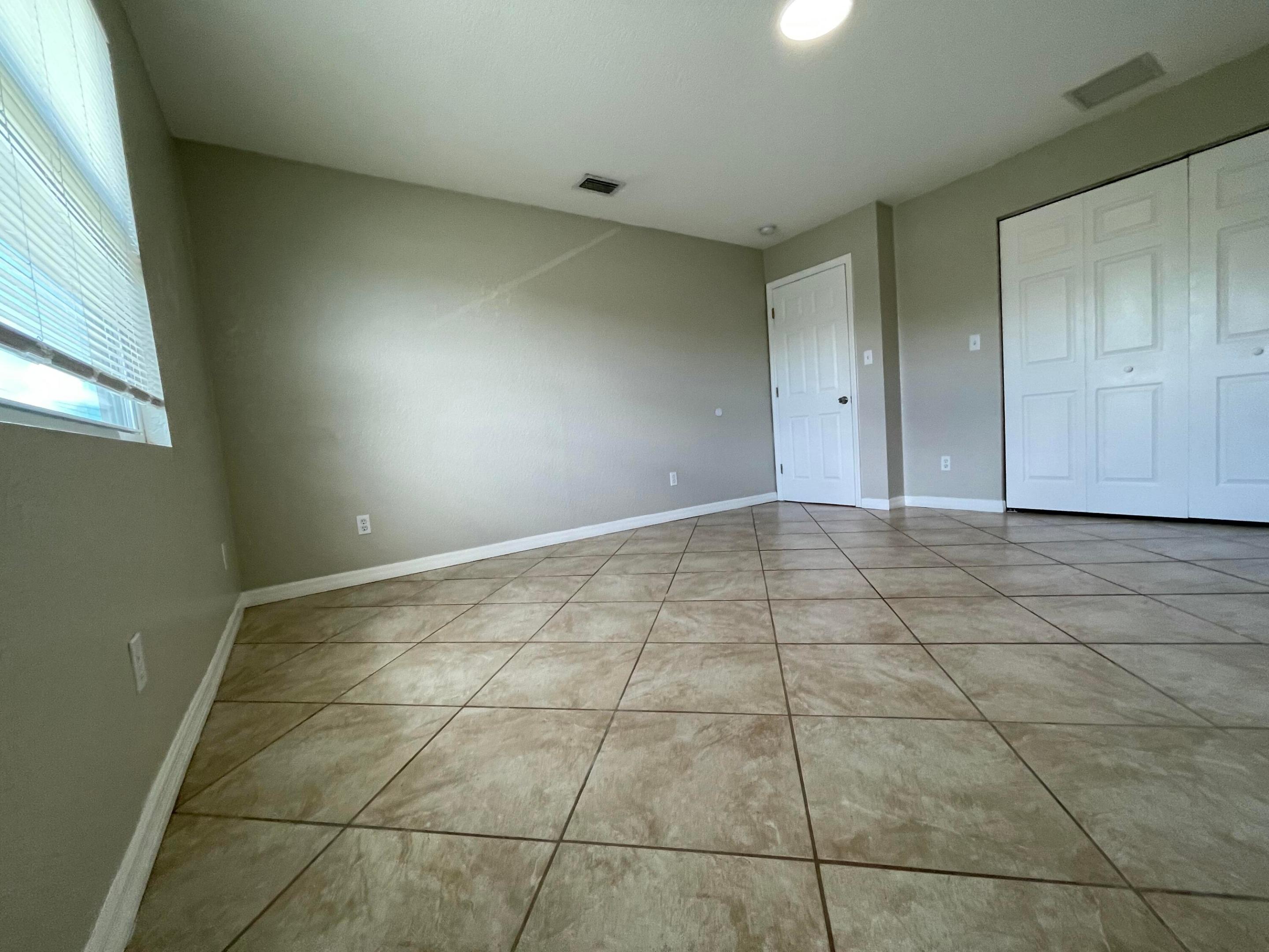 2886 Harson Way Property Photo 10