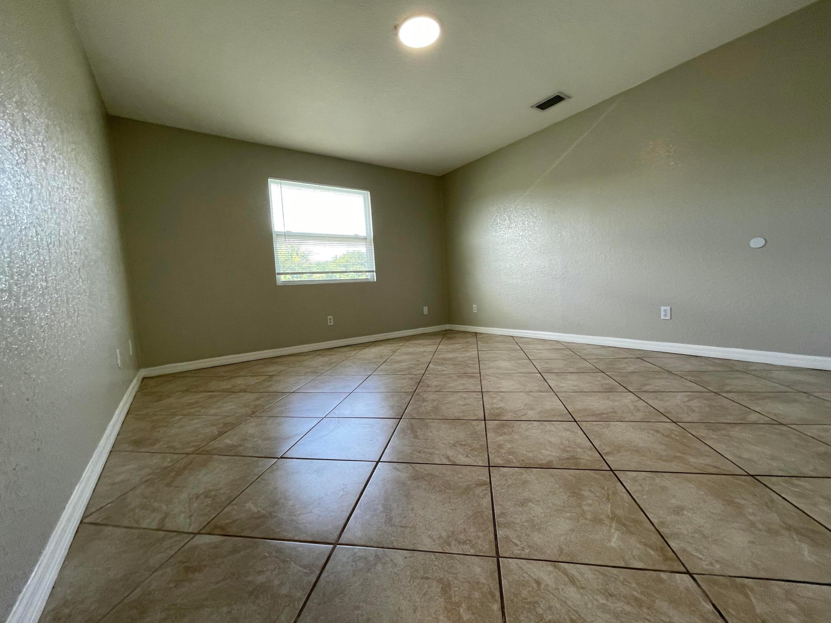 2886 Harson Way Property Photo 11
