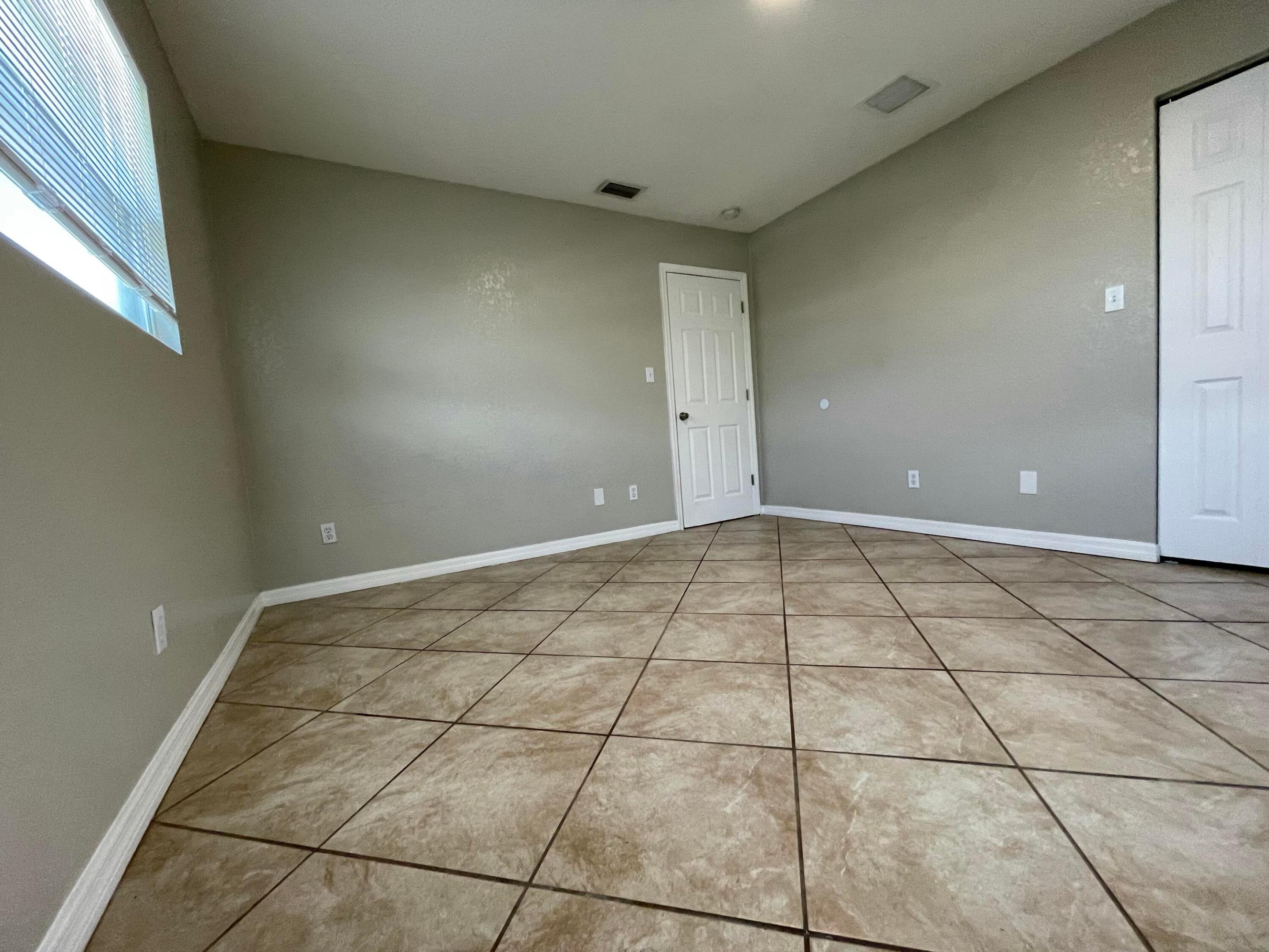 2886 Harson Way Property Photo 26
