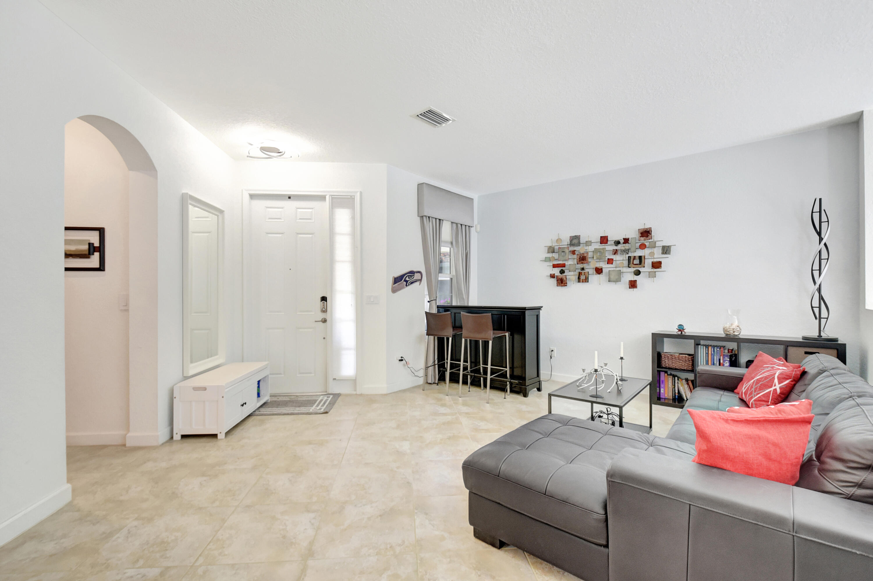 4598 Capital Drive Property Photo 5