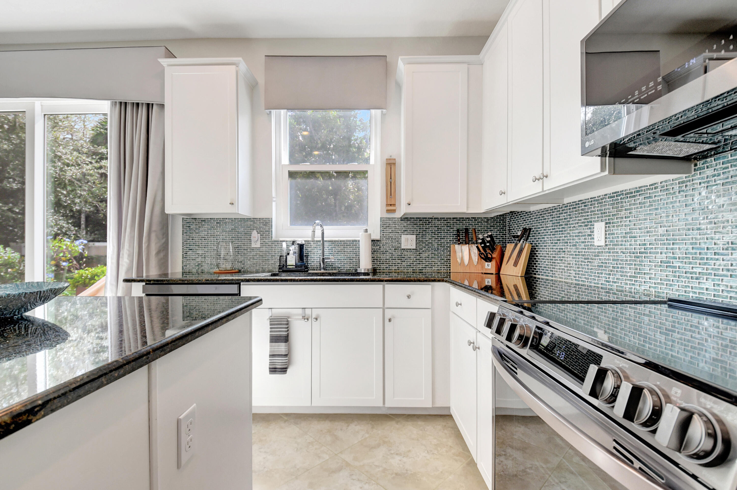 4598 Capital Drive Property Photo 11