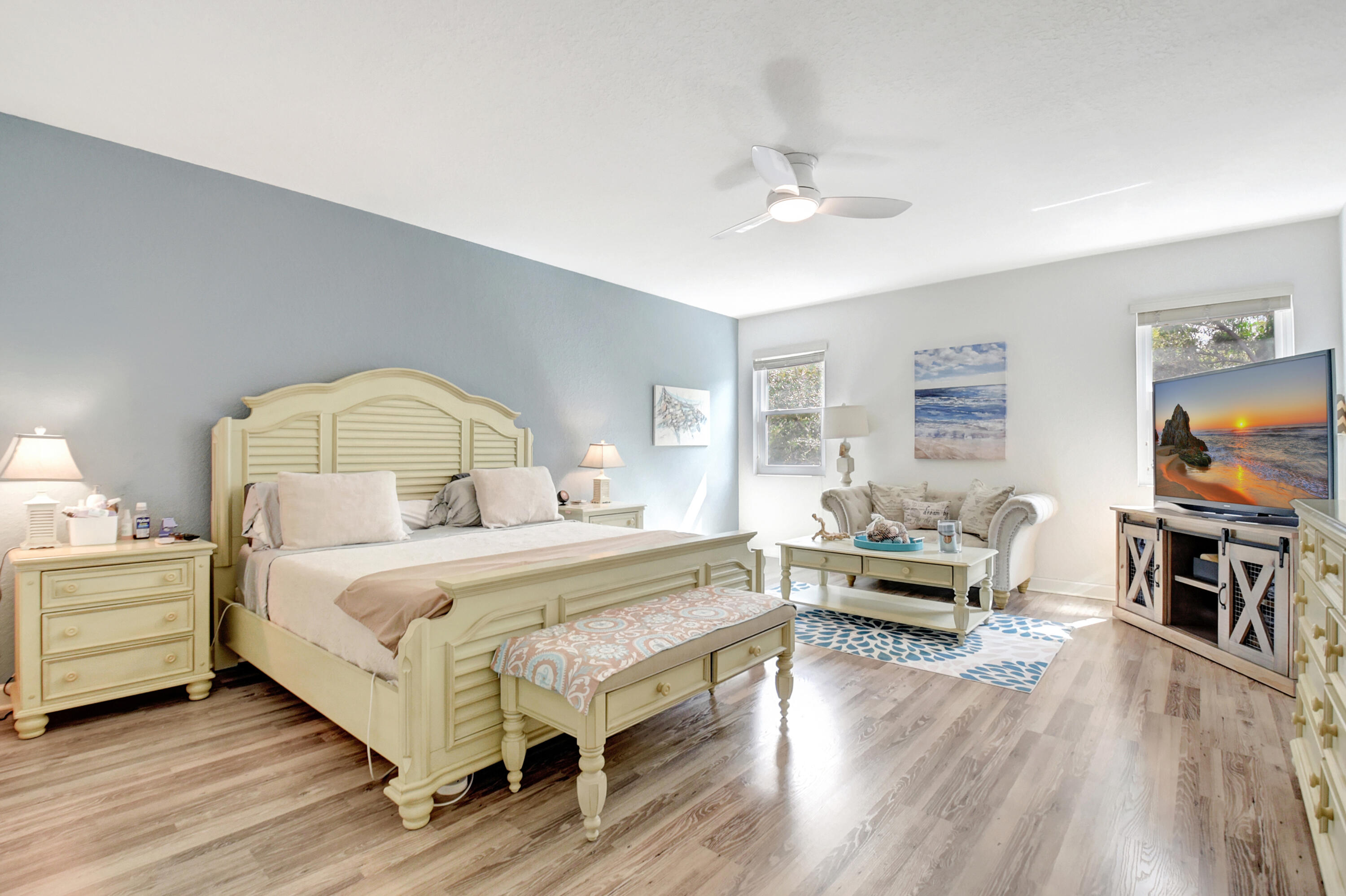 4598 Capital Drive Property Photo 17
