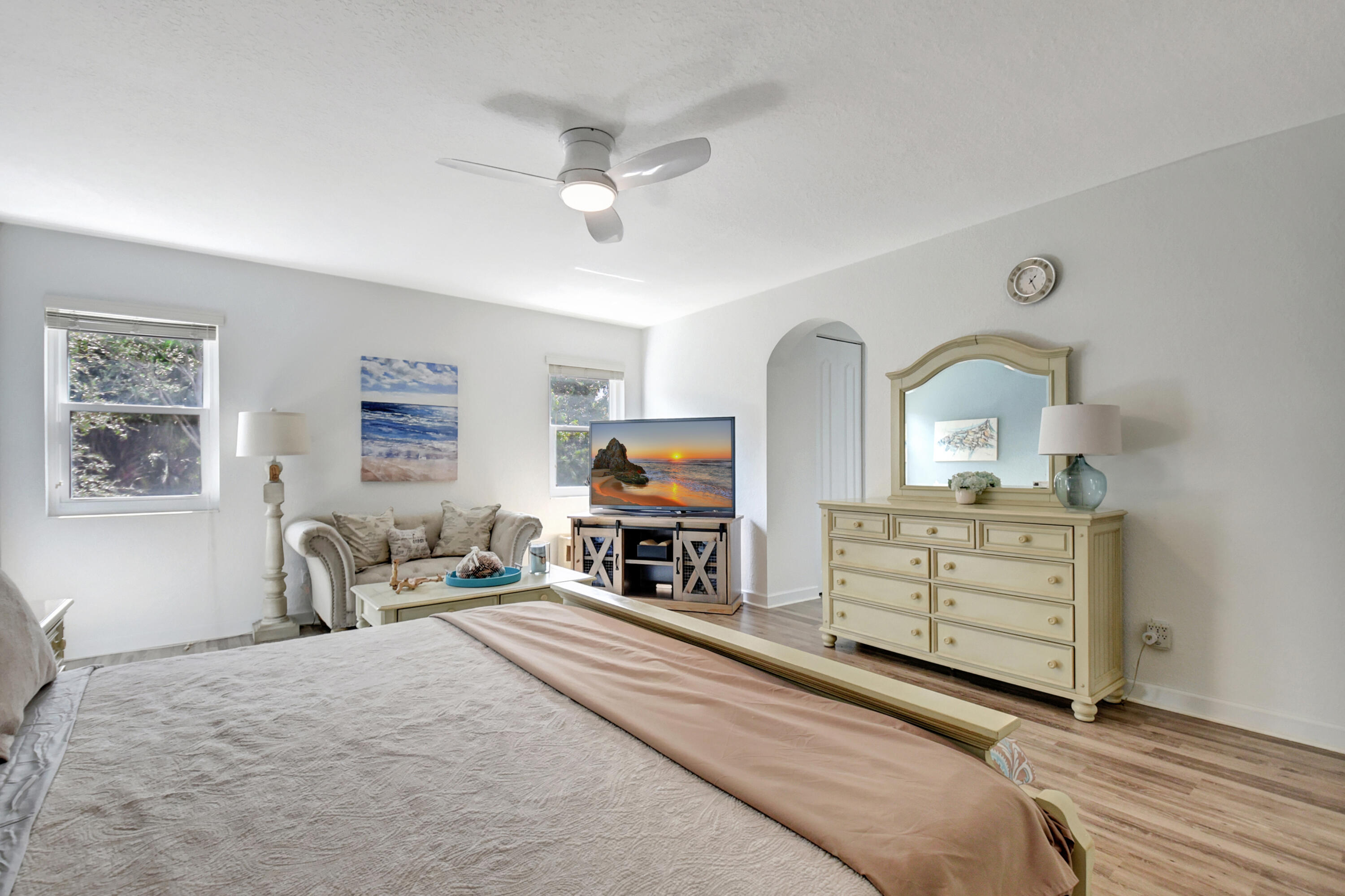 4598 Capital Drive Property Photo 18