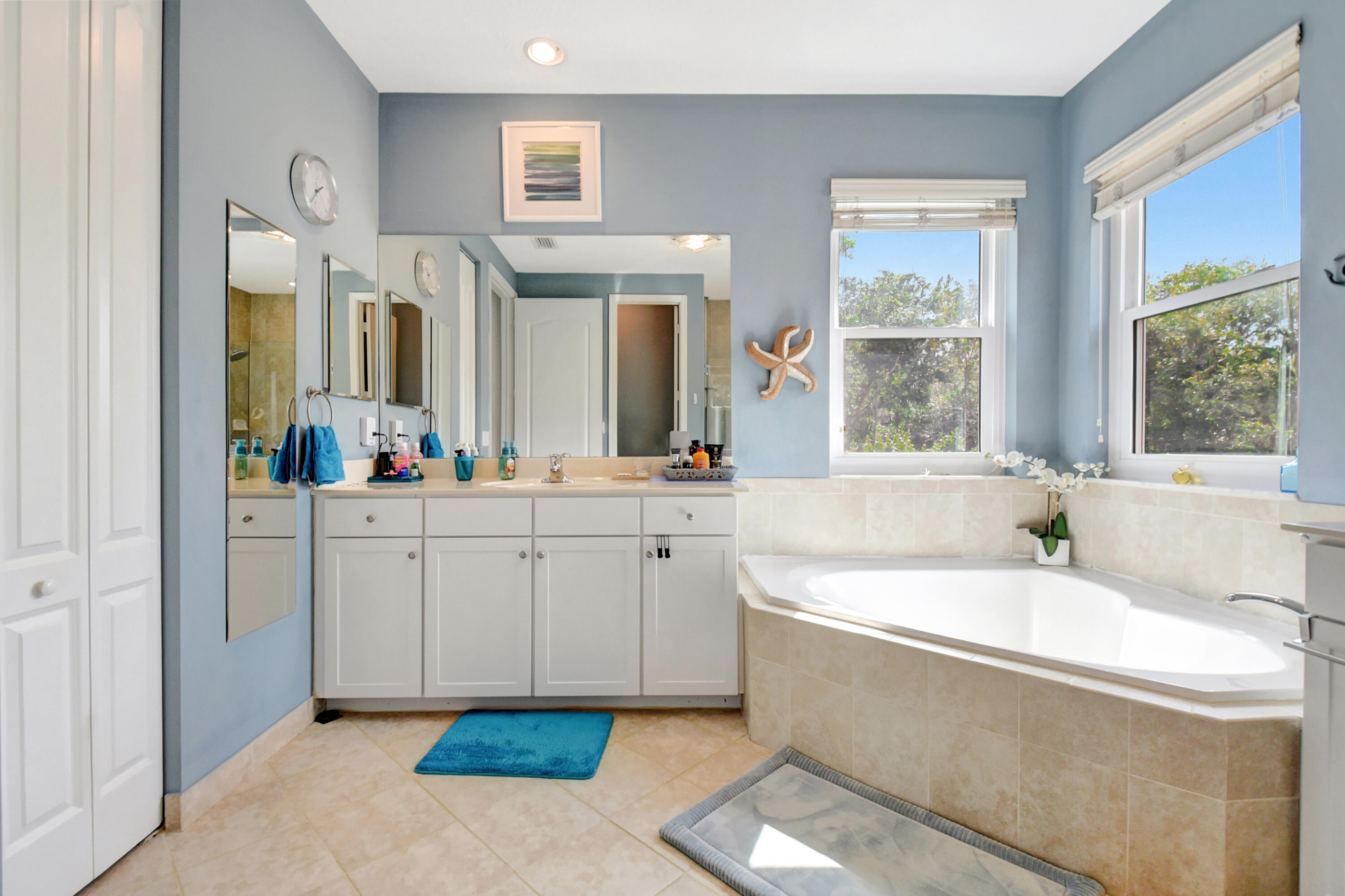 4598 Capital Drive Property Photo 19