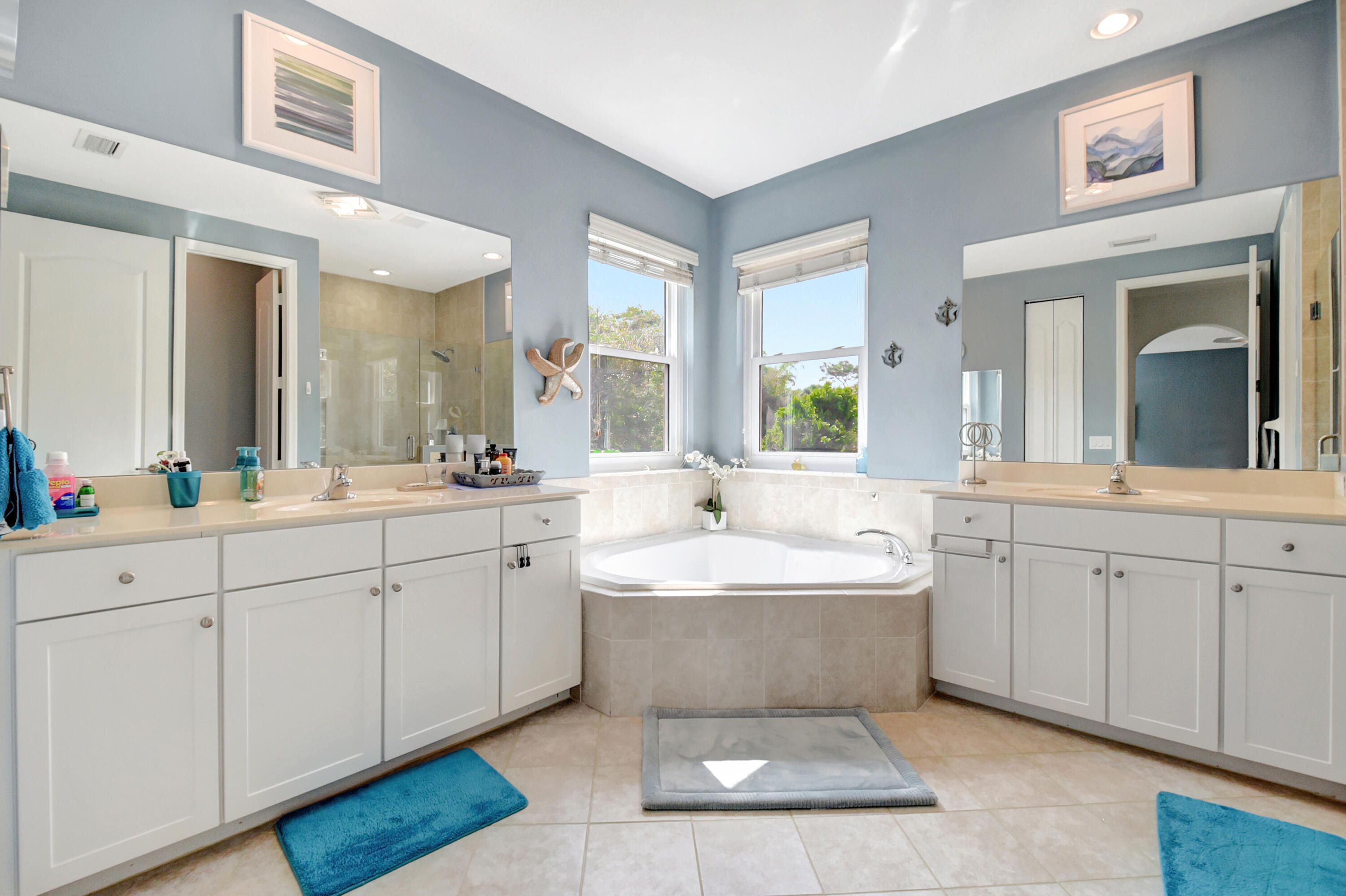 4598 Capital Drive Property Photo 20