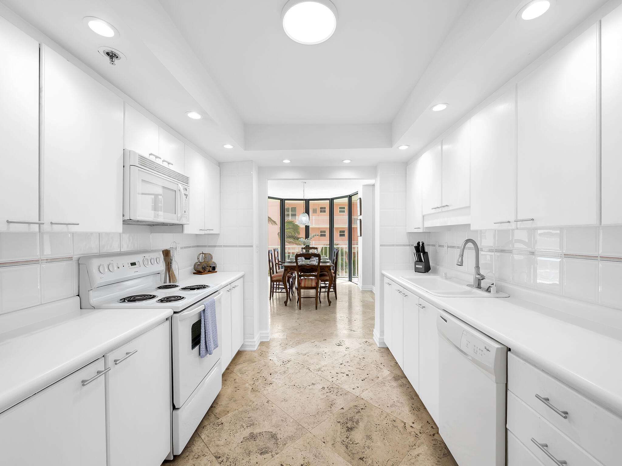 2917 S Ocean Boulevard 304 Property Photo 11