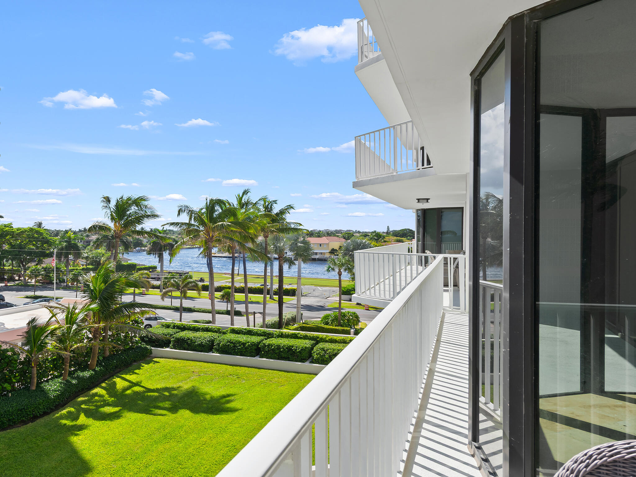 2917 S Ocean Boulevard 304 Property Photo 12