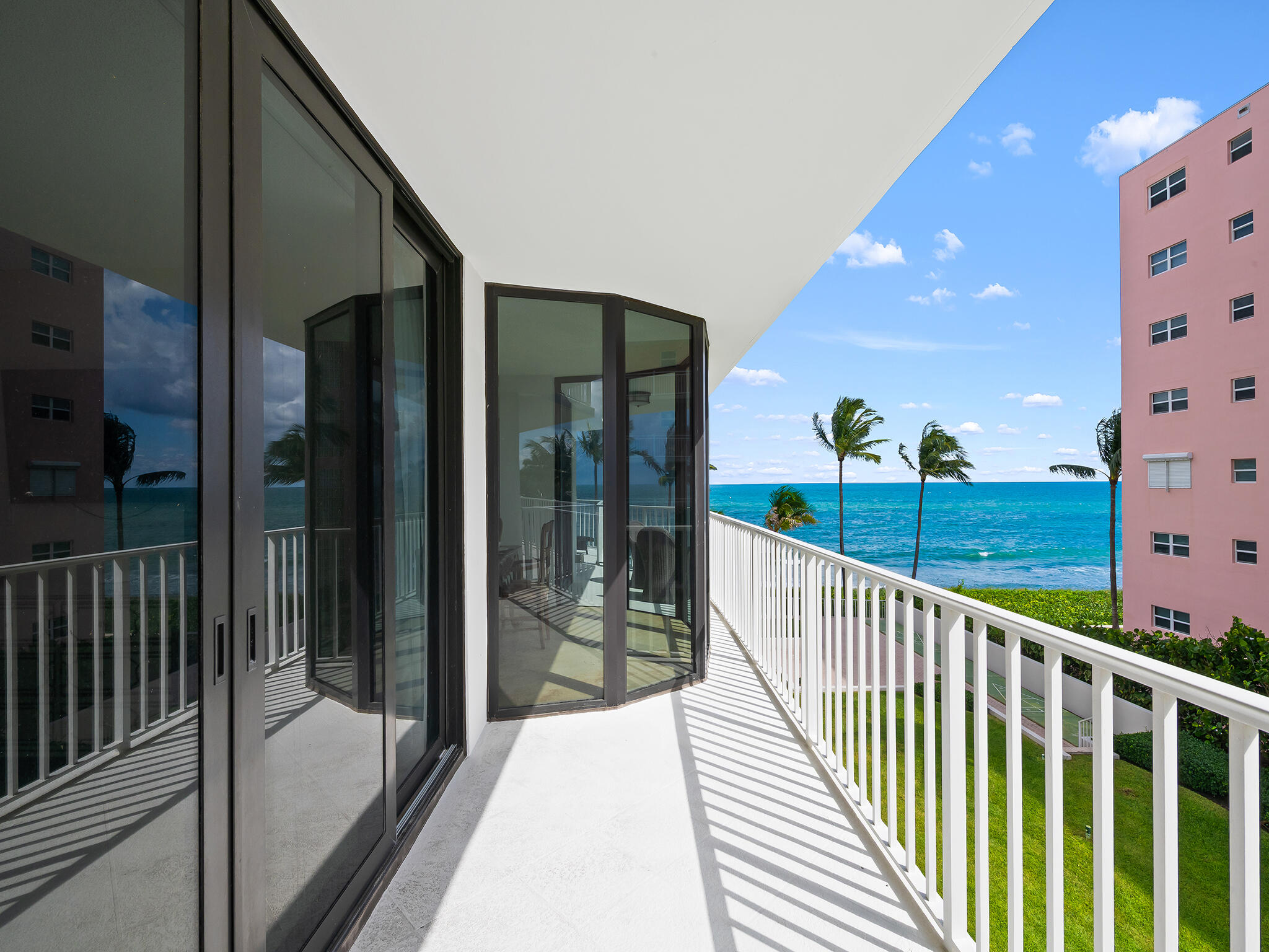2917 S Ocean Boulevard 304 Property Photo 13