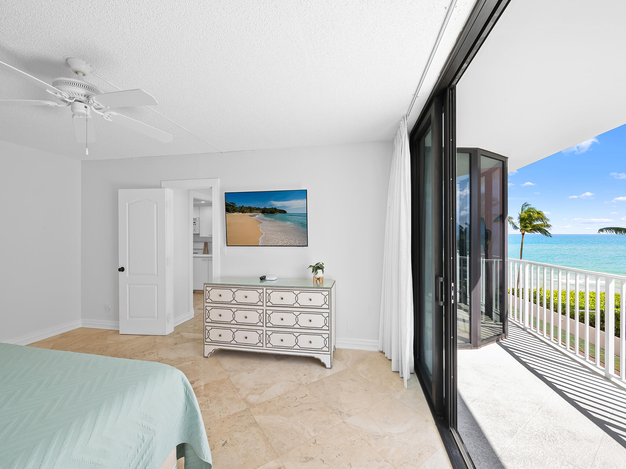 2917 S Ocean Boulevard 304 Property Photo 14