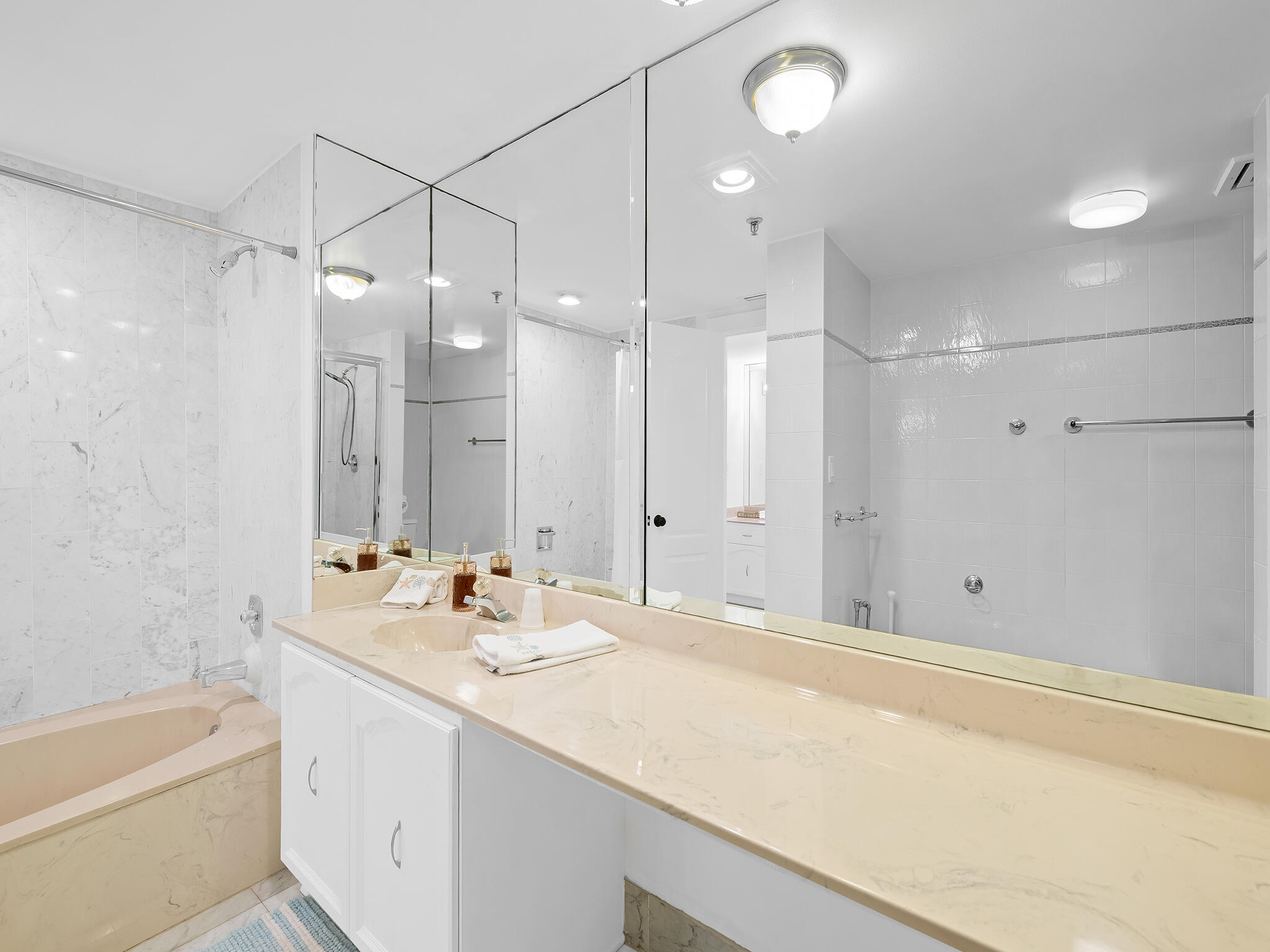 2917 S Ocean Boulevard 304 Property Photo 18