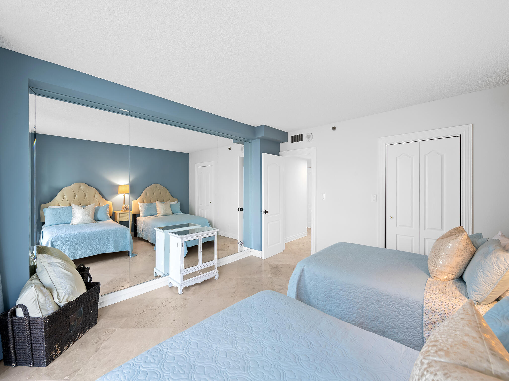 2917 S Ocean Boulevard 304 Property Photo 23