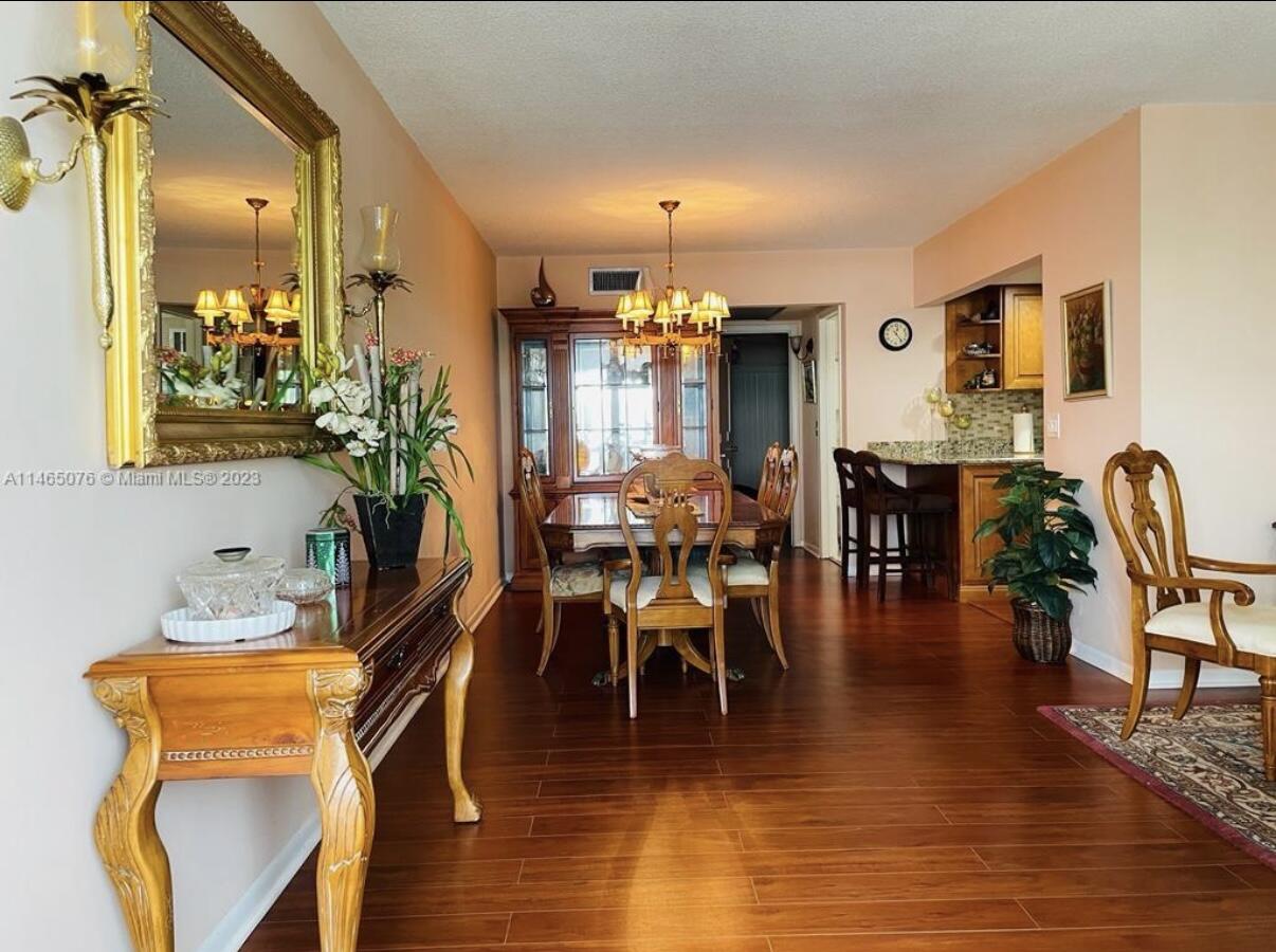 308 Wellington D Property Photo 1