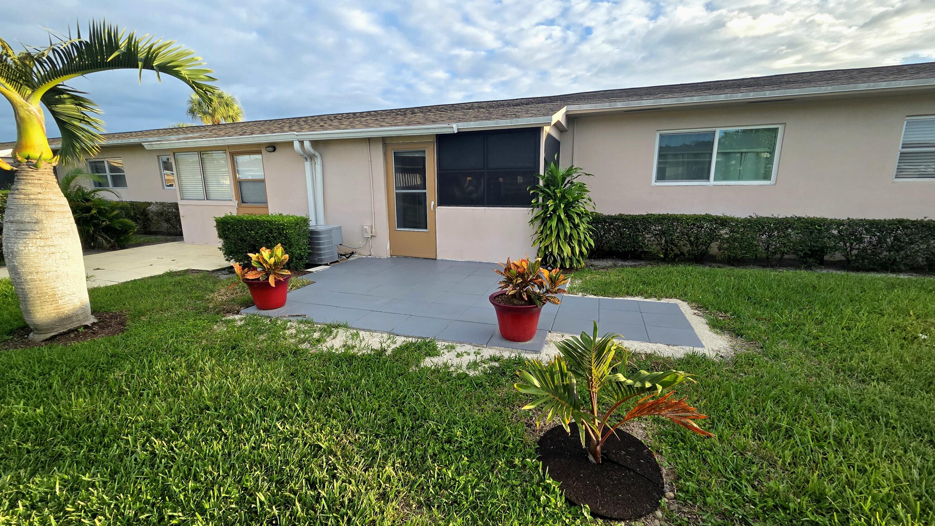 2568 Dudley Drive E G Property Photo 12