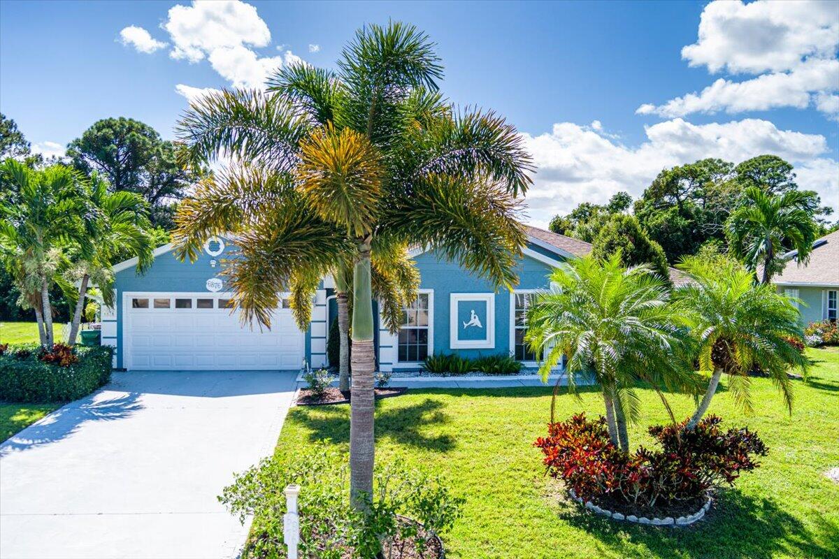 6876 Bronte Circle Property Photo 1