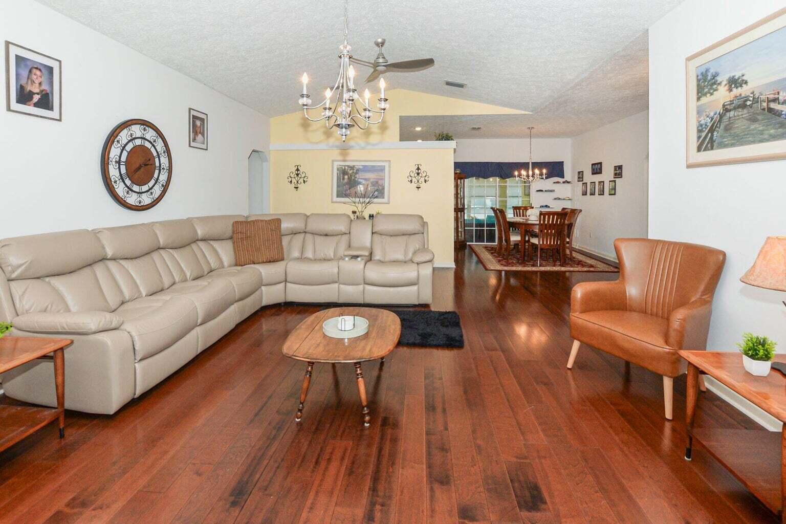 6876 Bronte Circle Property Photo 15