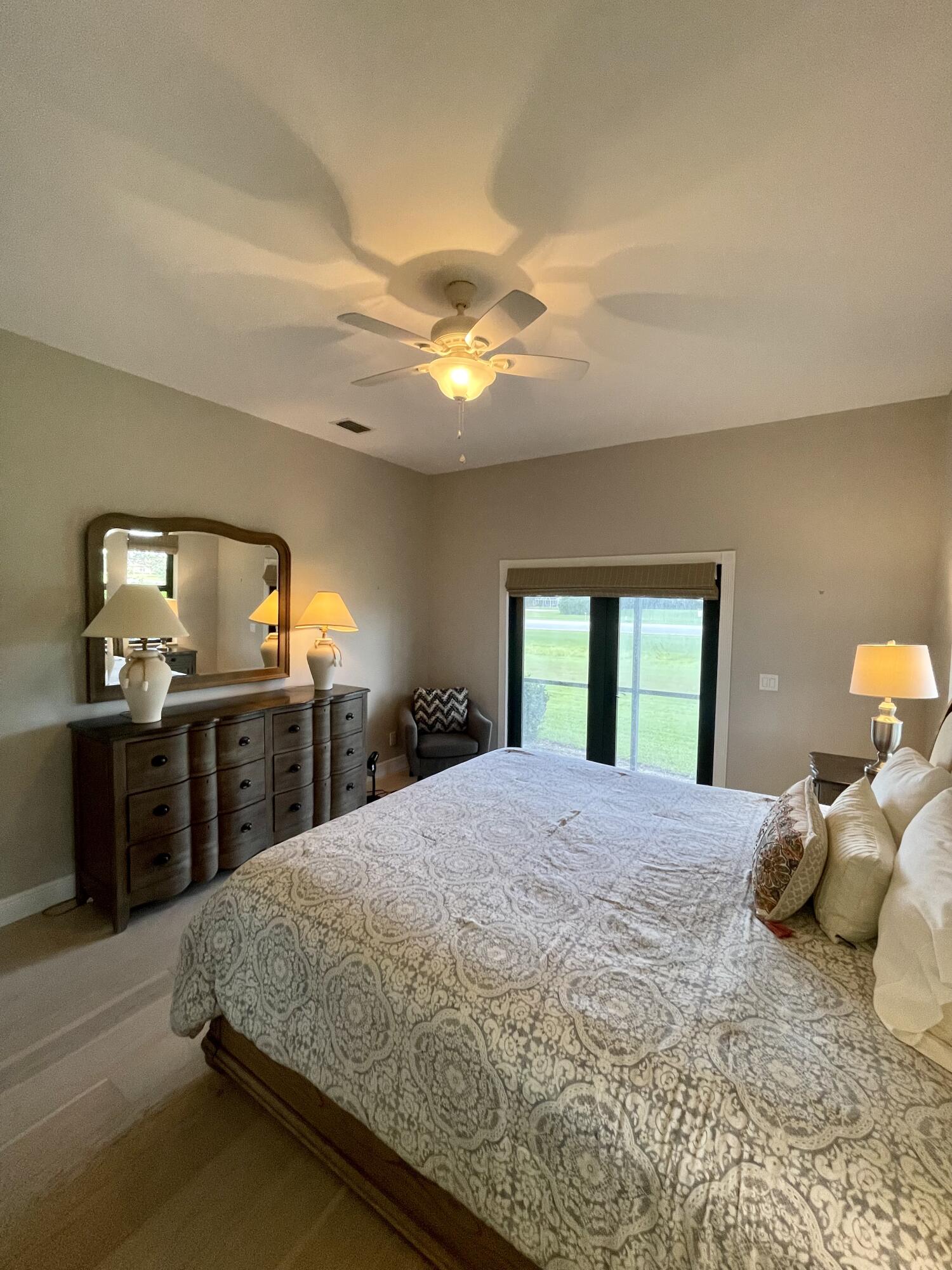 15590 Hawker Lane Property Photo 4