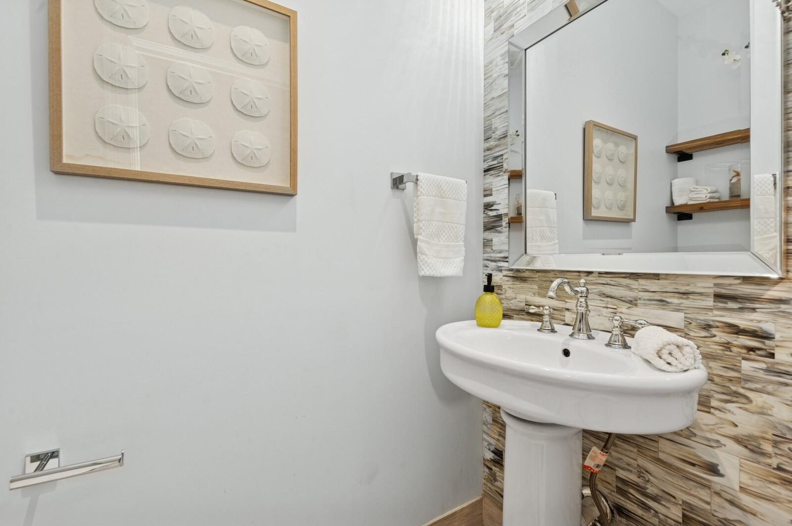 310 Almeria Road Property Photo 29