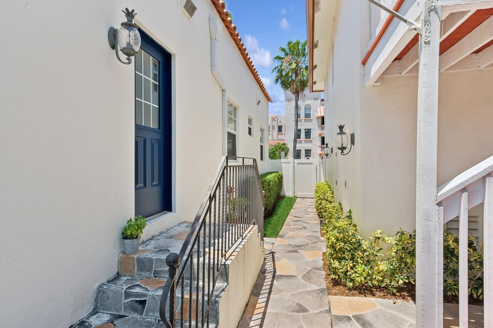 310 Almeria Road Property Photo 45