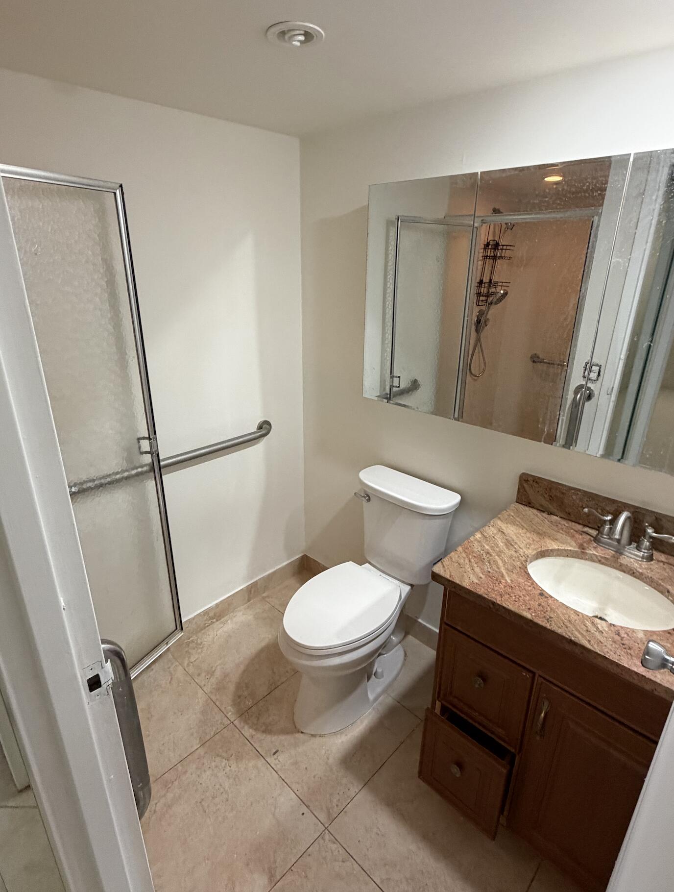 157 Saxony D Property Photo 12