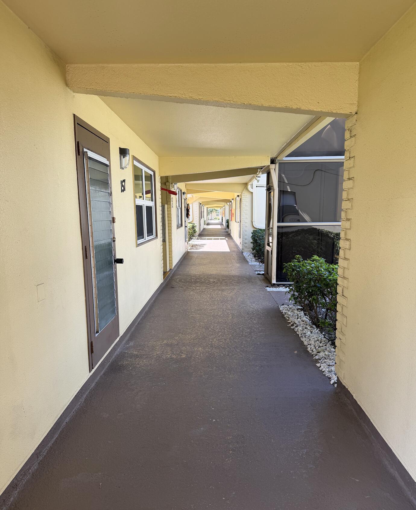 157 Saxony D Property Photo 18