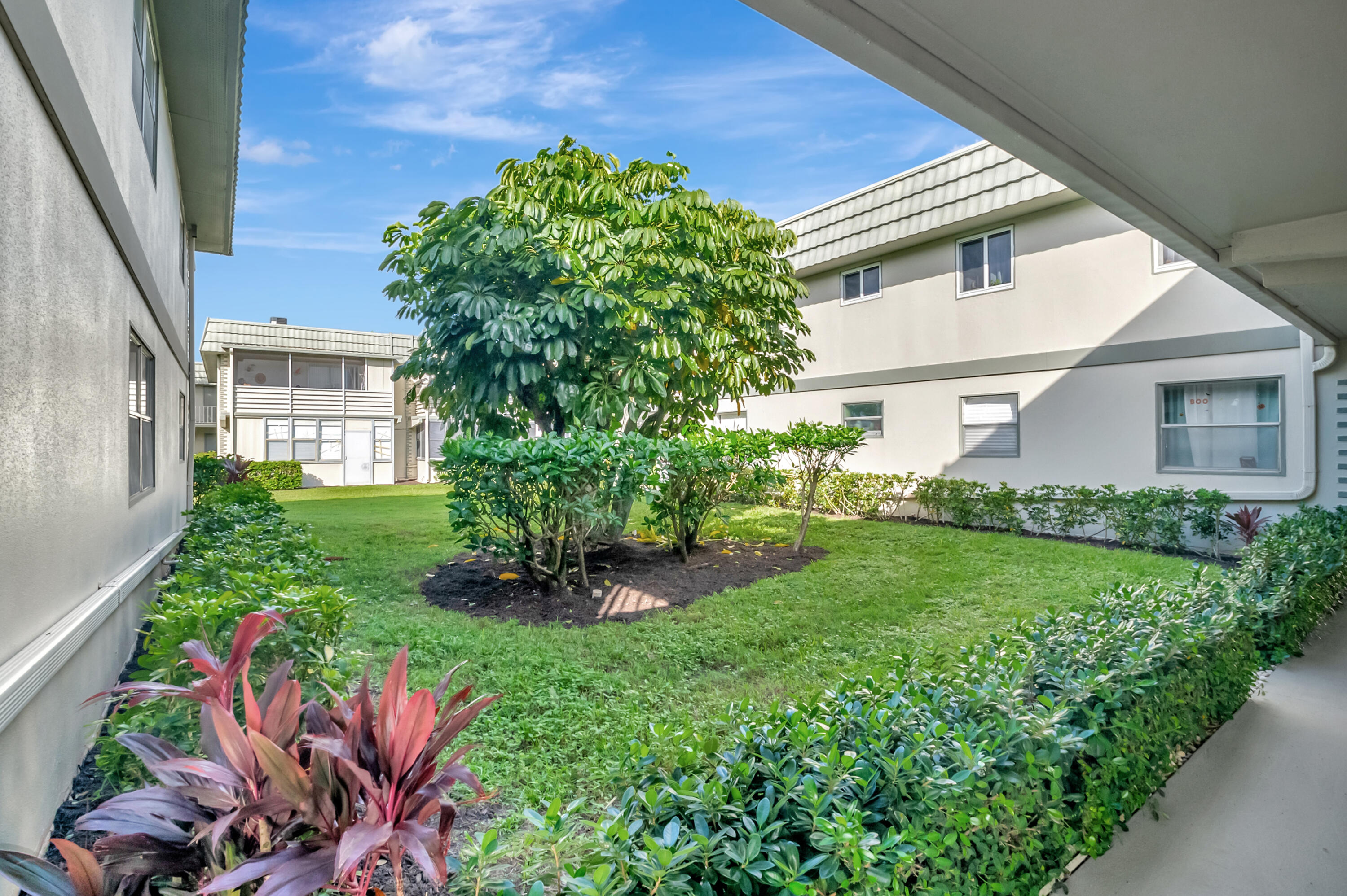 195 Monaco E 195 Property Photo 3