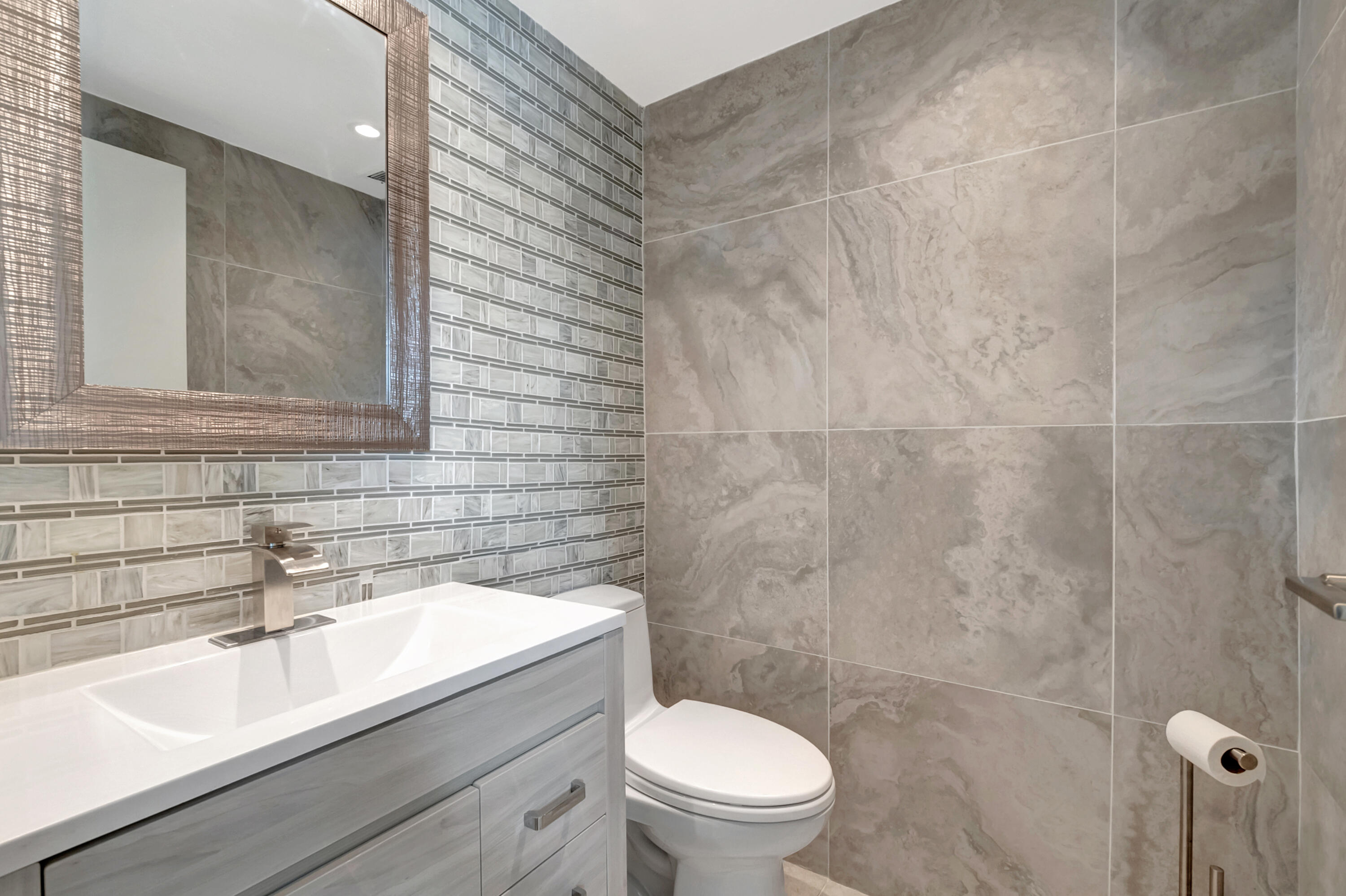 195 Monaco E 195 Property Photo 16