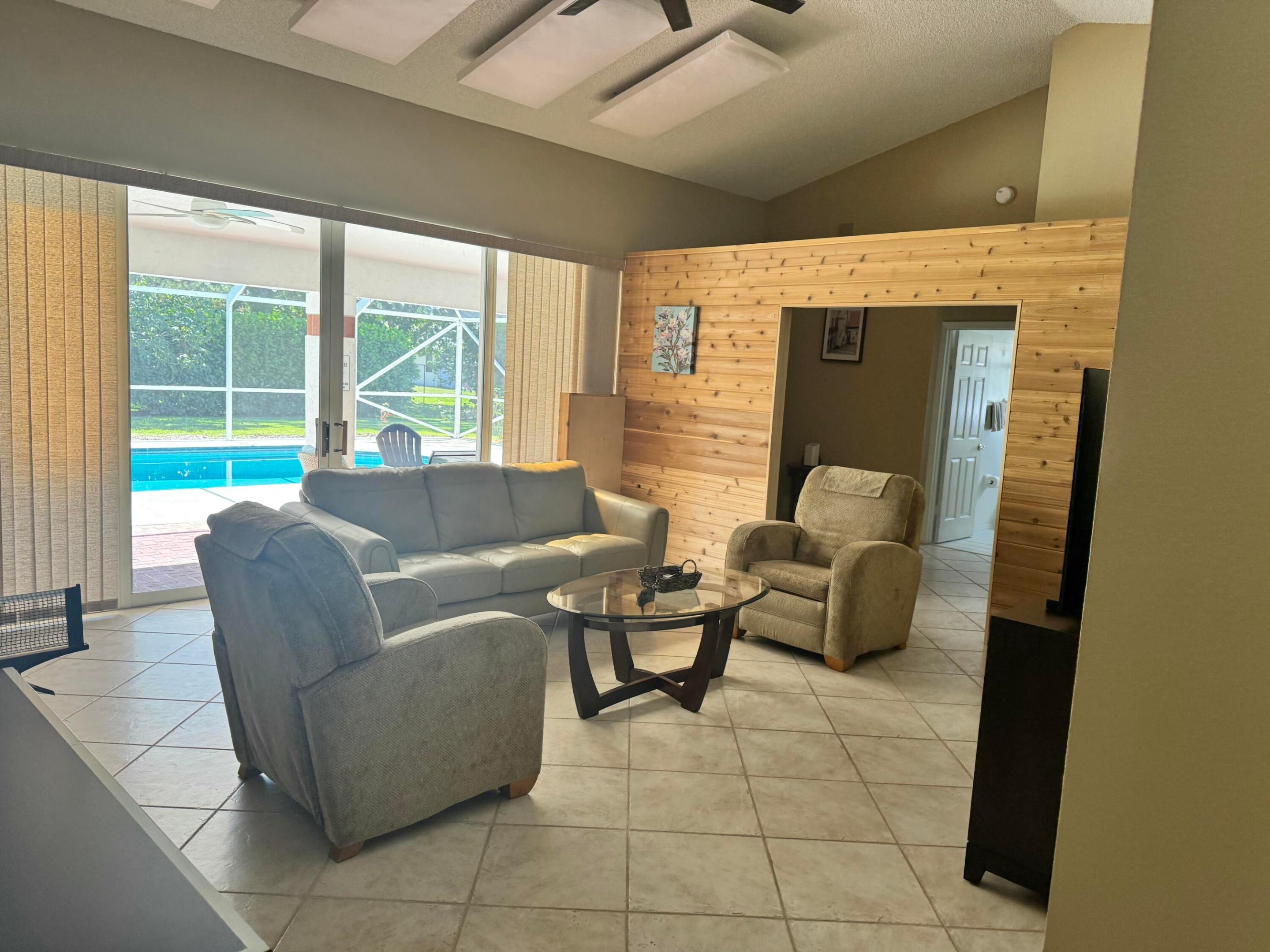2937 Se Cates Circle Property Photo 17
