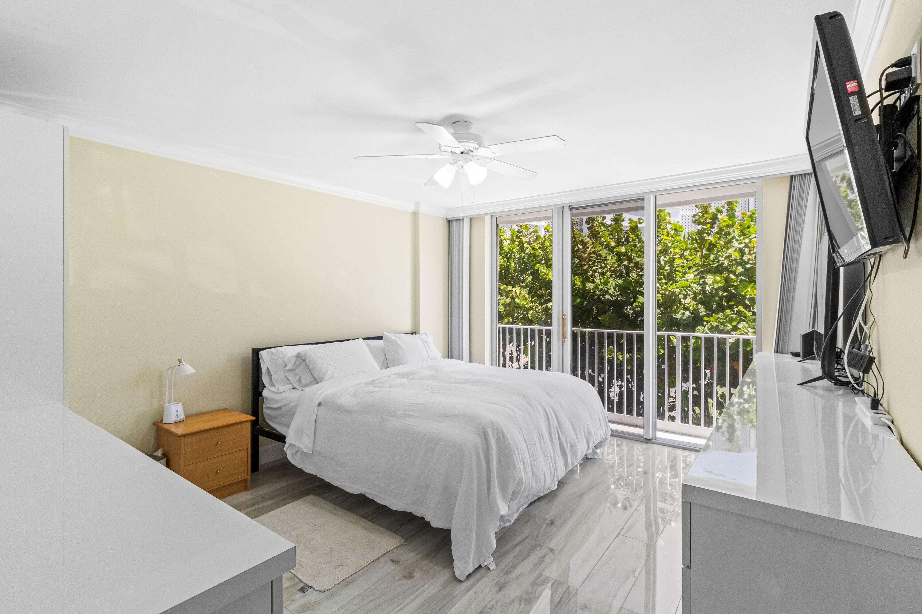 3580 S Ocean Boulevard 2a Property Photo 9