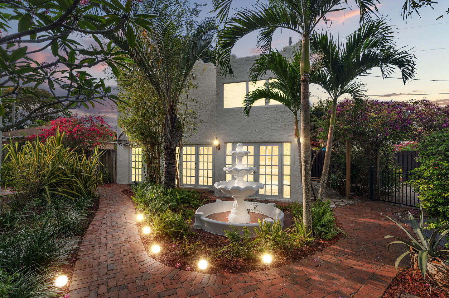 643 36th Street Property Photo 1