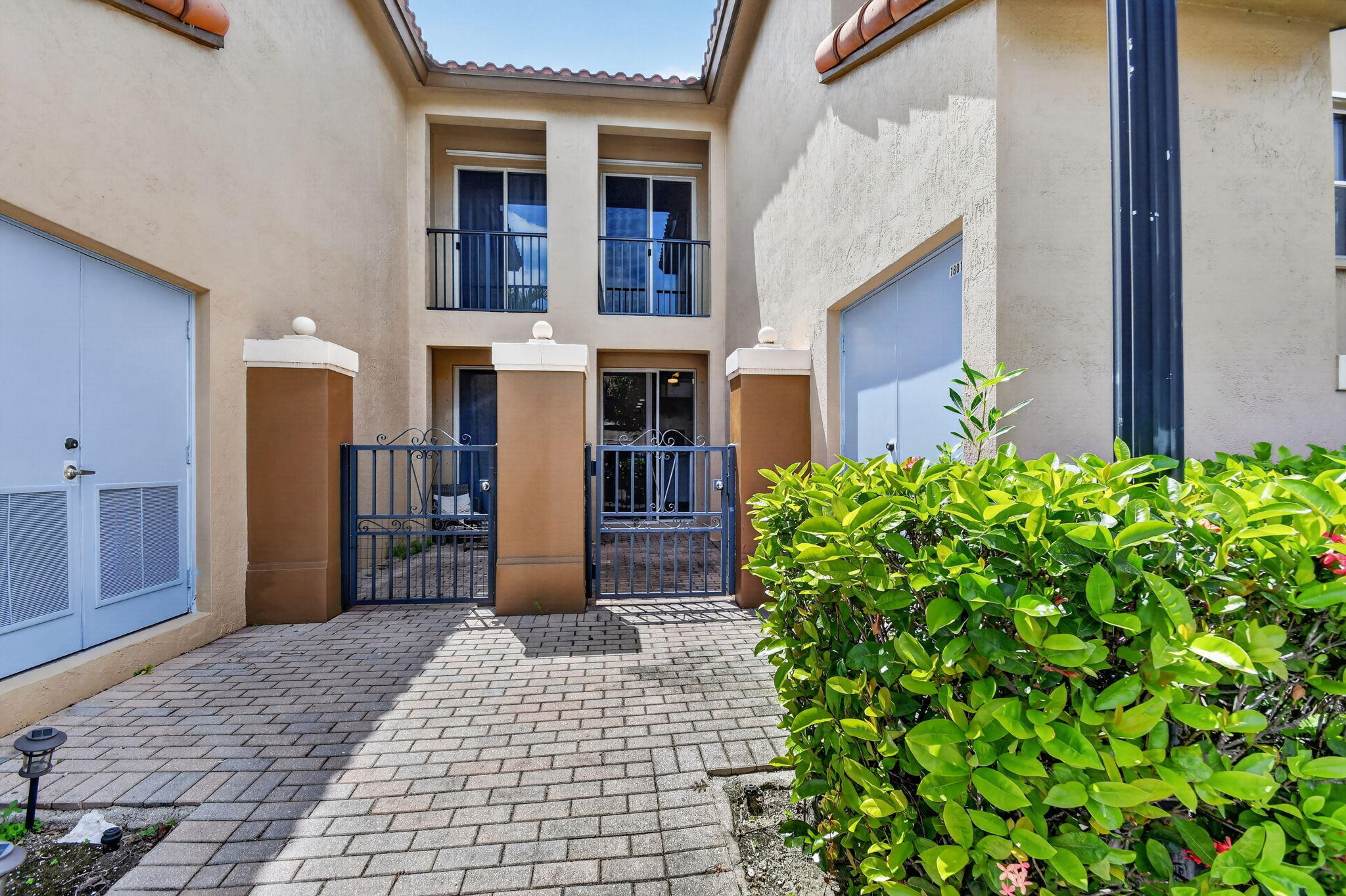 6516 Morgan Hill Trail 1802 Property Photo 4