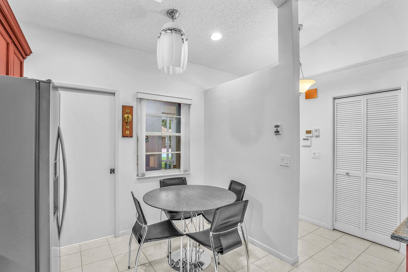6099 Waldwick Circle Property Photo 12