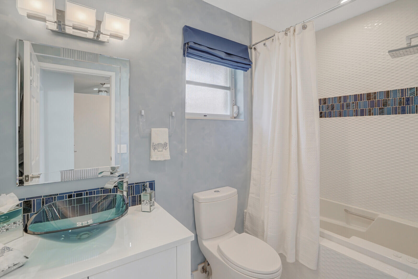 6099 Waldwick Circle Property Photo 14