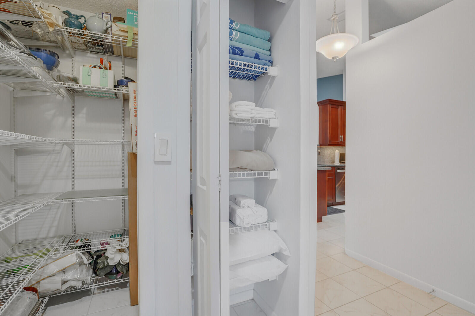 6099 Waldwick Circle Property Photo 32