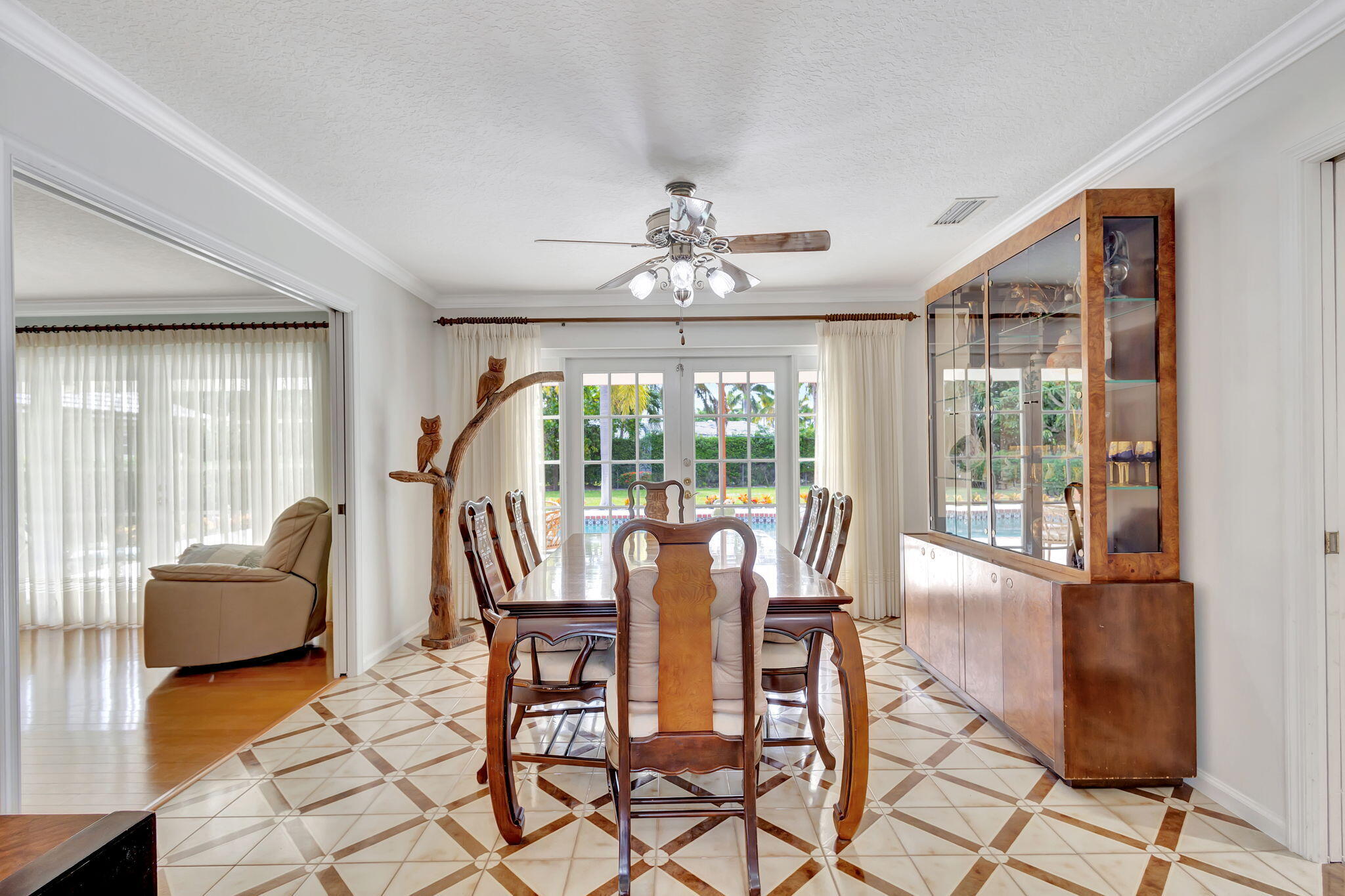 1141 Pine Point Road Property Photo 7