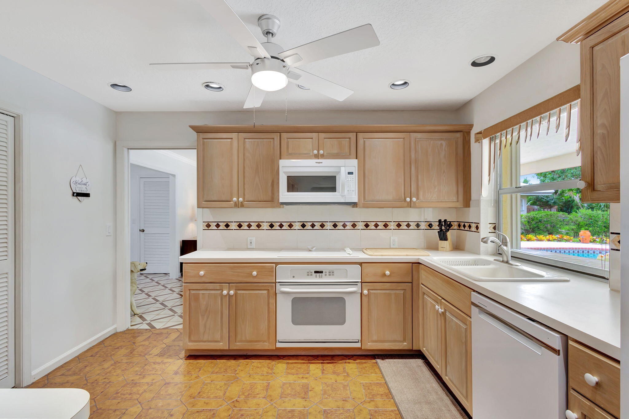 1141 Pine Point Road Property Photo 10