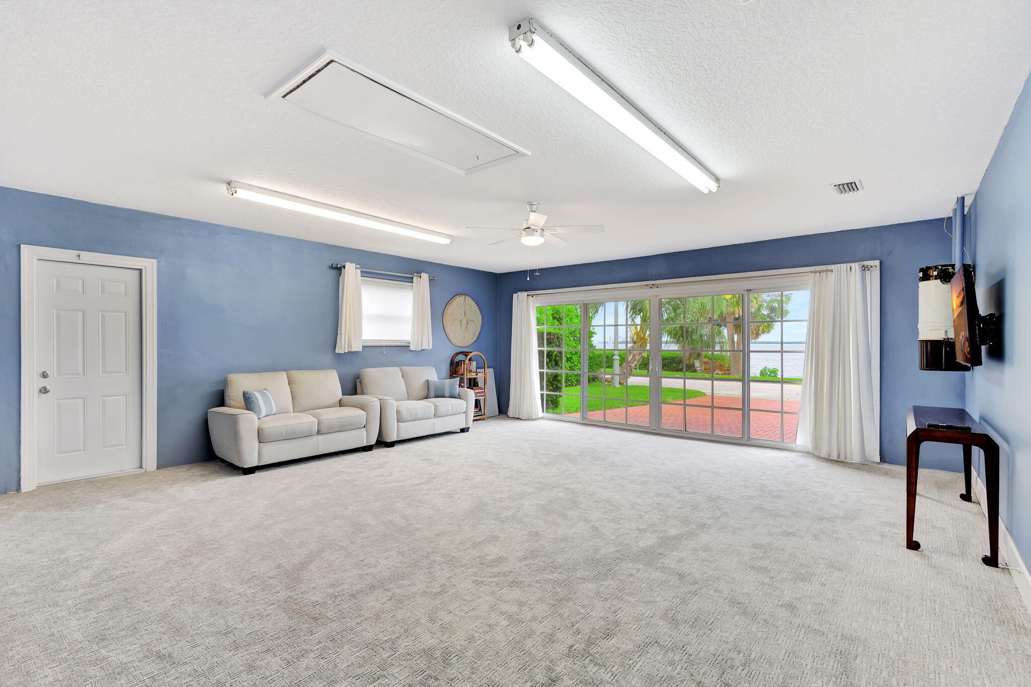 1141 Pine Point Road Property Photo 13