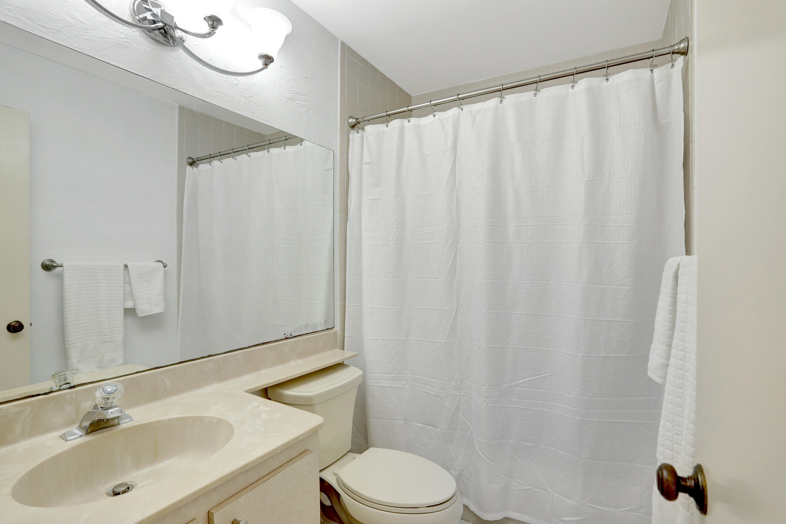 6770 Via Regina Property Photo 15