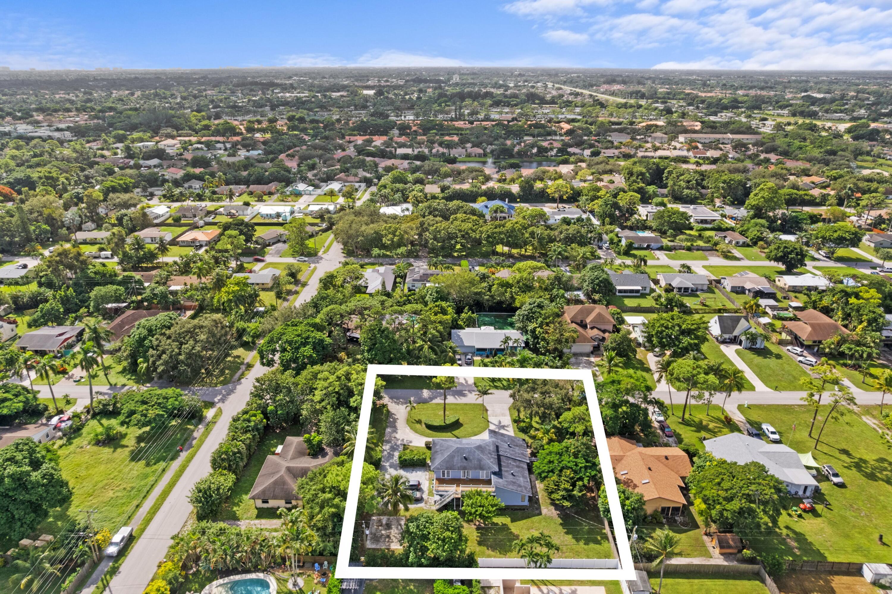 5285 Sunrise Boulevard Property Photo 3