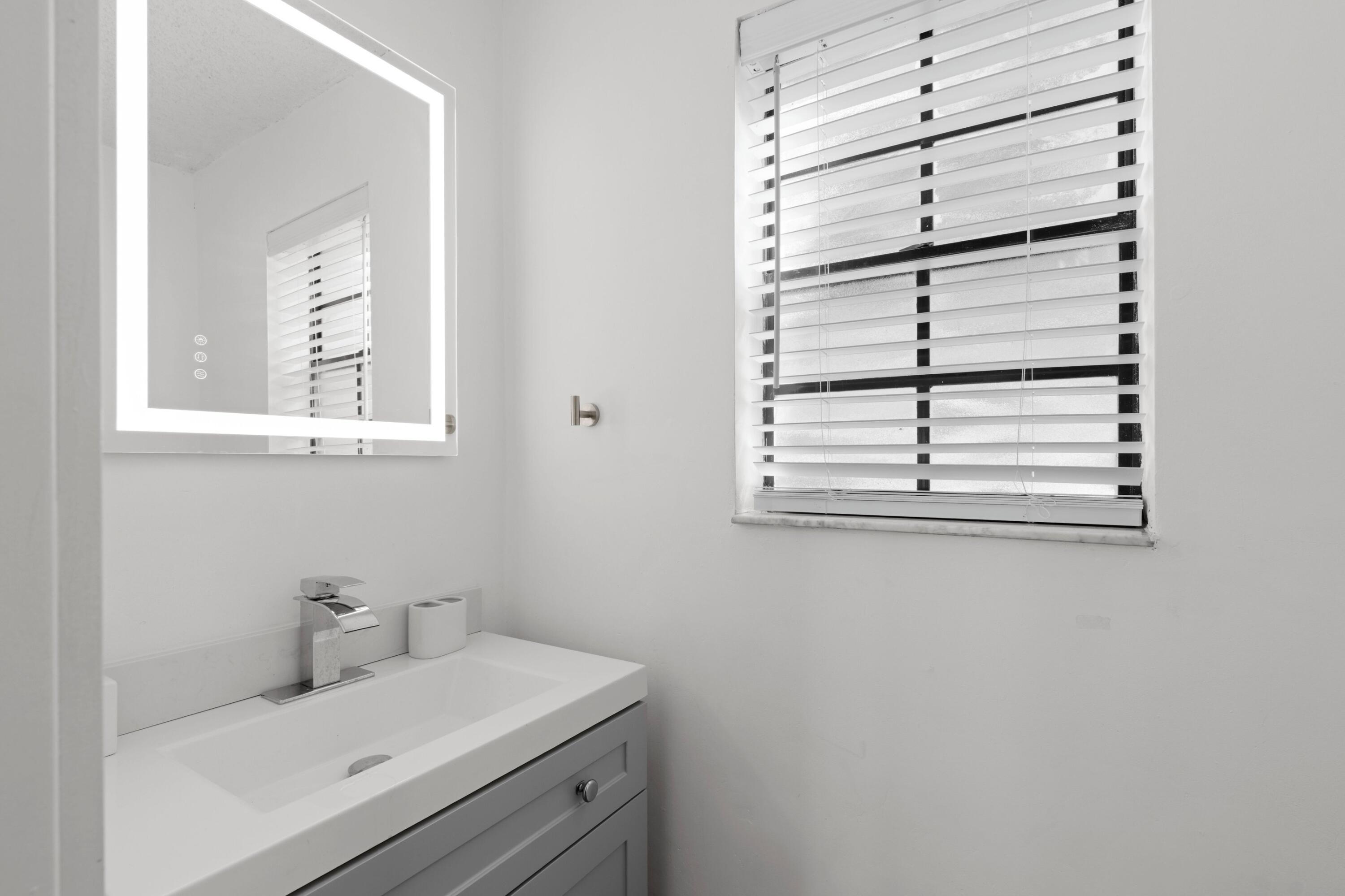 5285 Sunrise Boulevard Property Photo 25