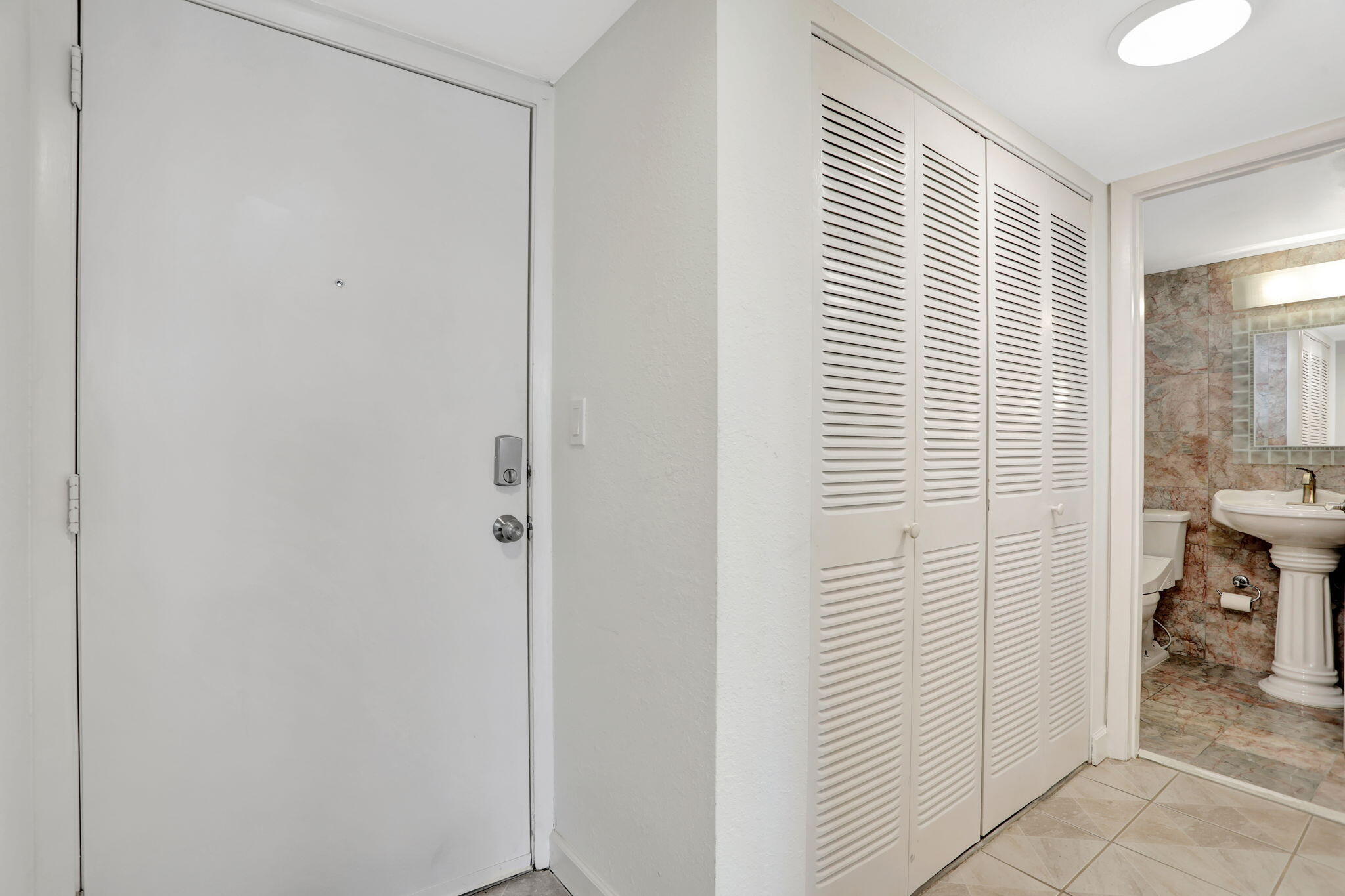 1391 S Ocean Boulevard 206 Property Photo 17